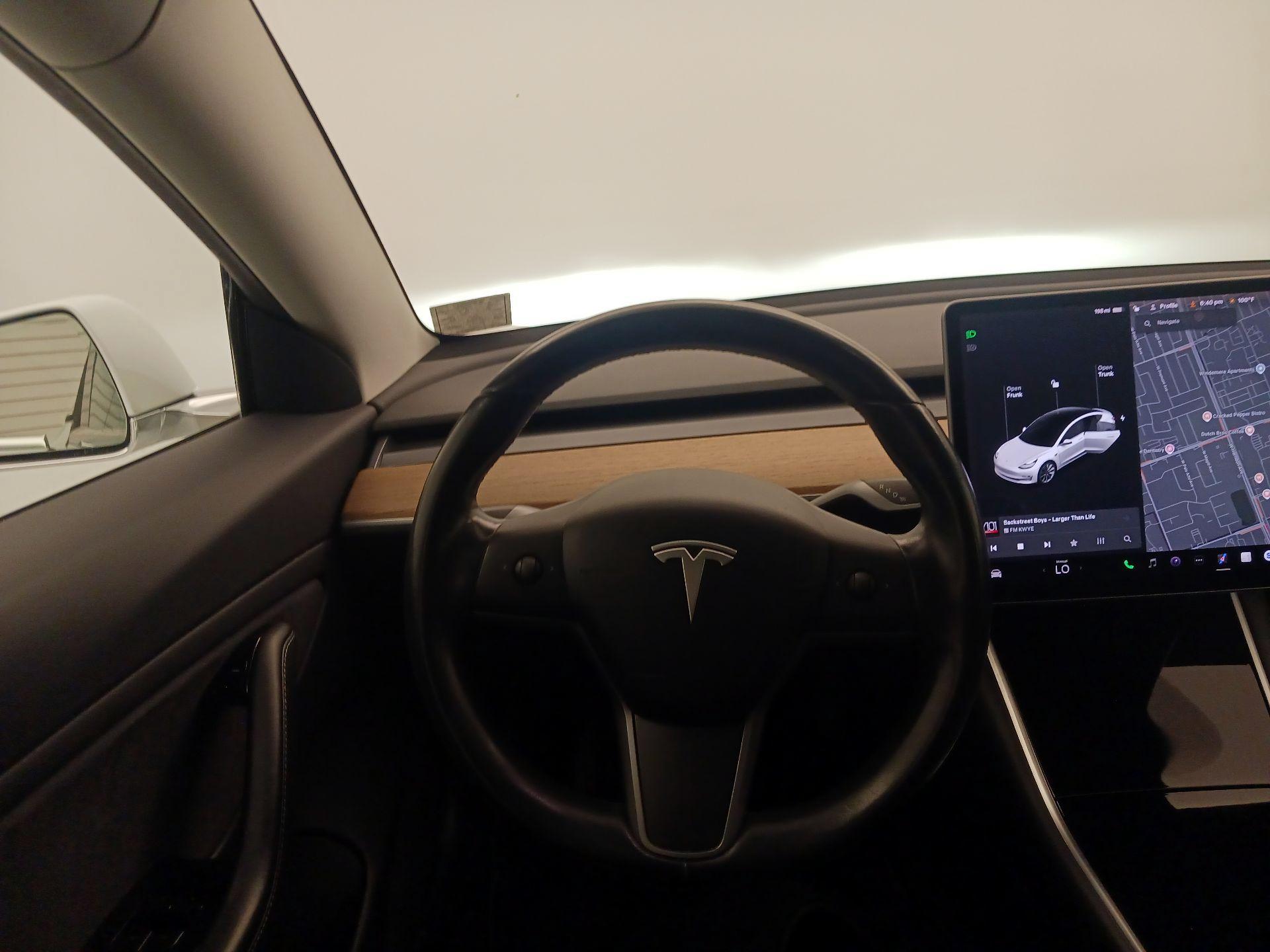 Thumbnail: 2019 Tesla Model 3 - 10