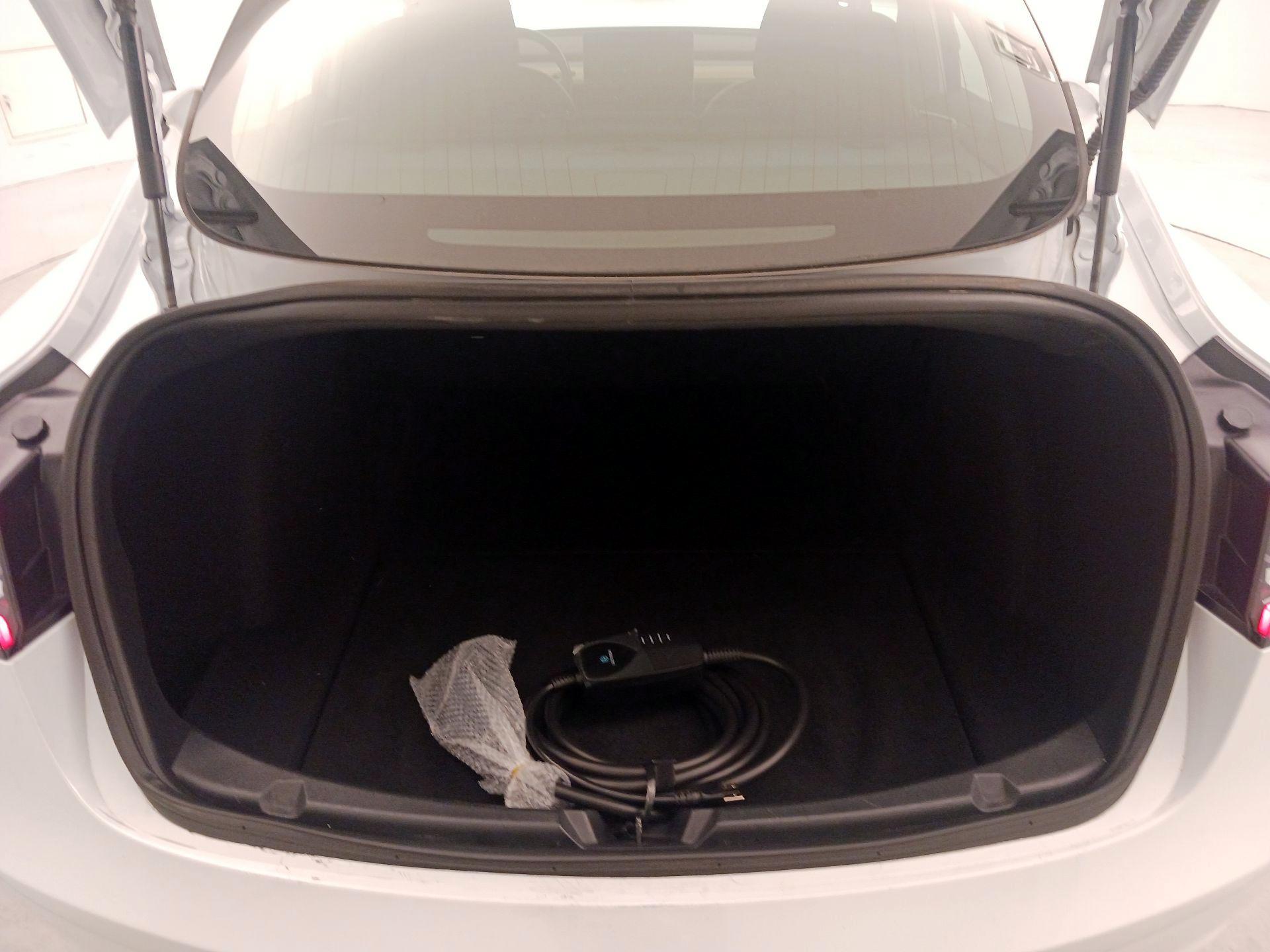 Thumbnail: 2019 Tesla Model 3 - 20