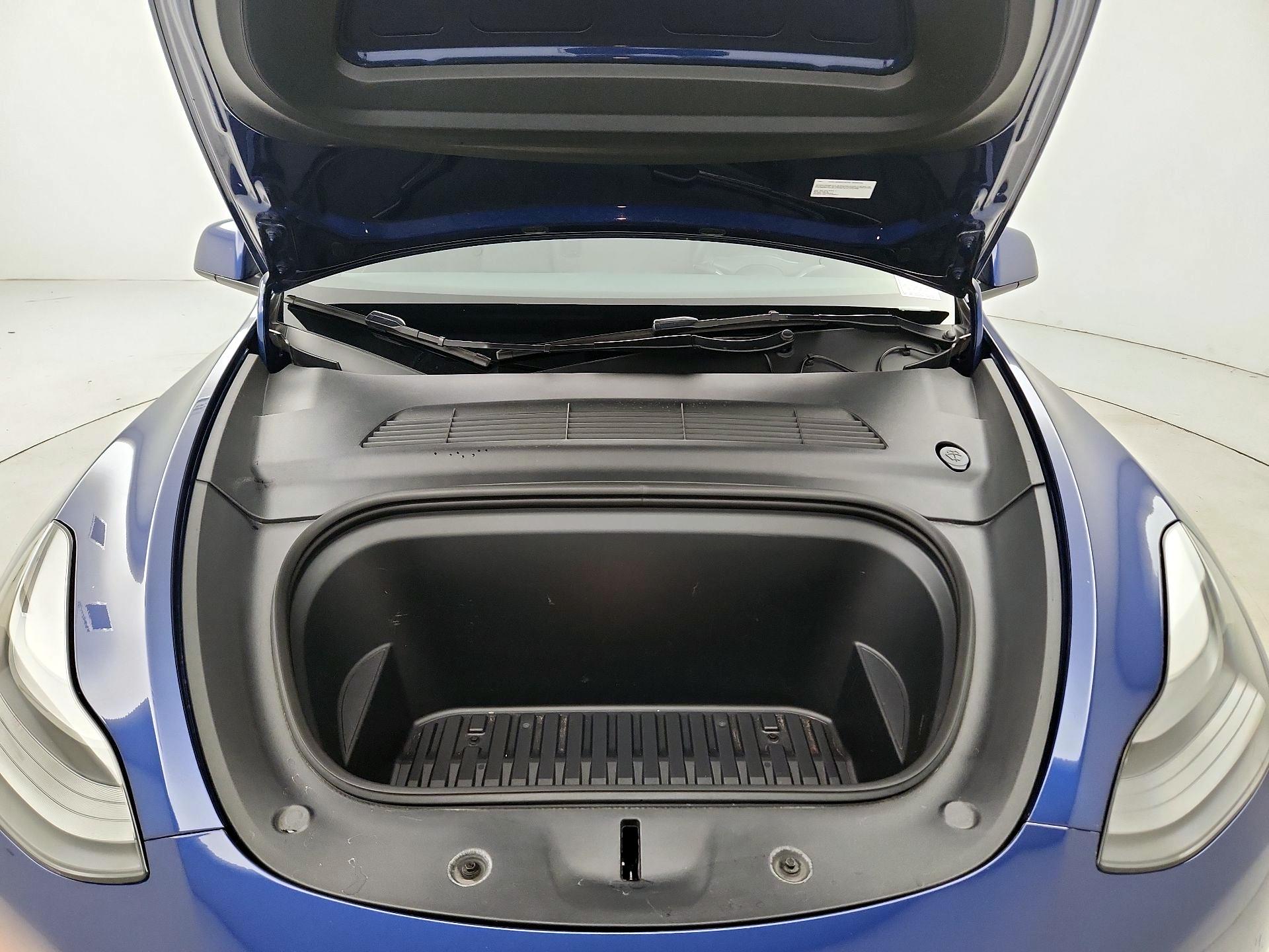 Thumbnail: 2023 Tesla Model Y - 20