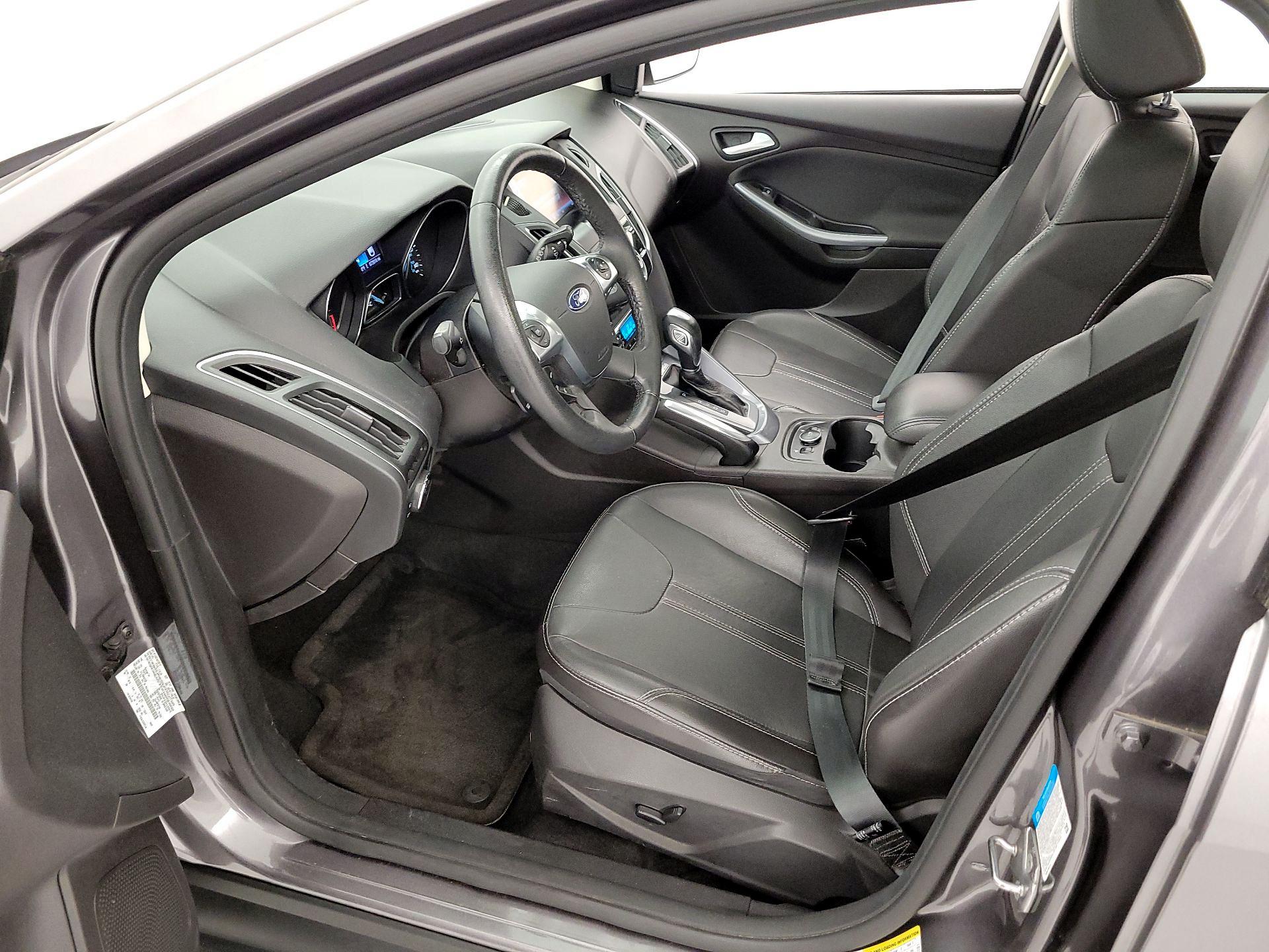 Thumbnail: 2013 Ford Focus - 11