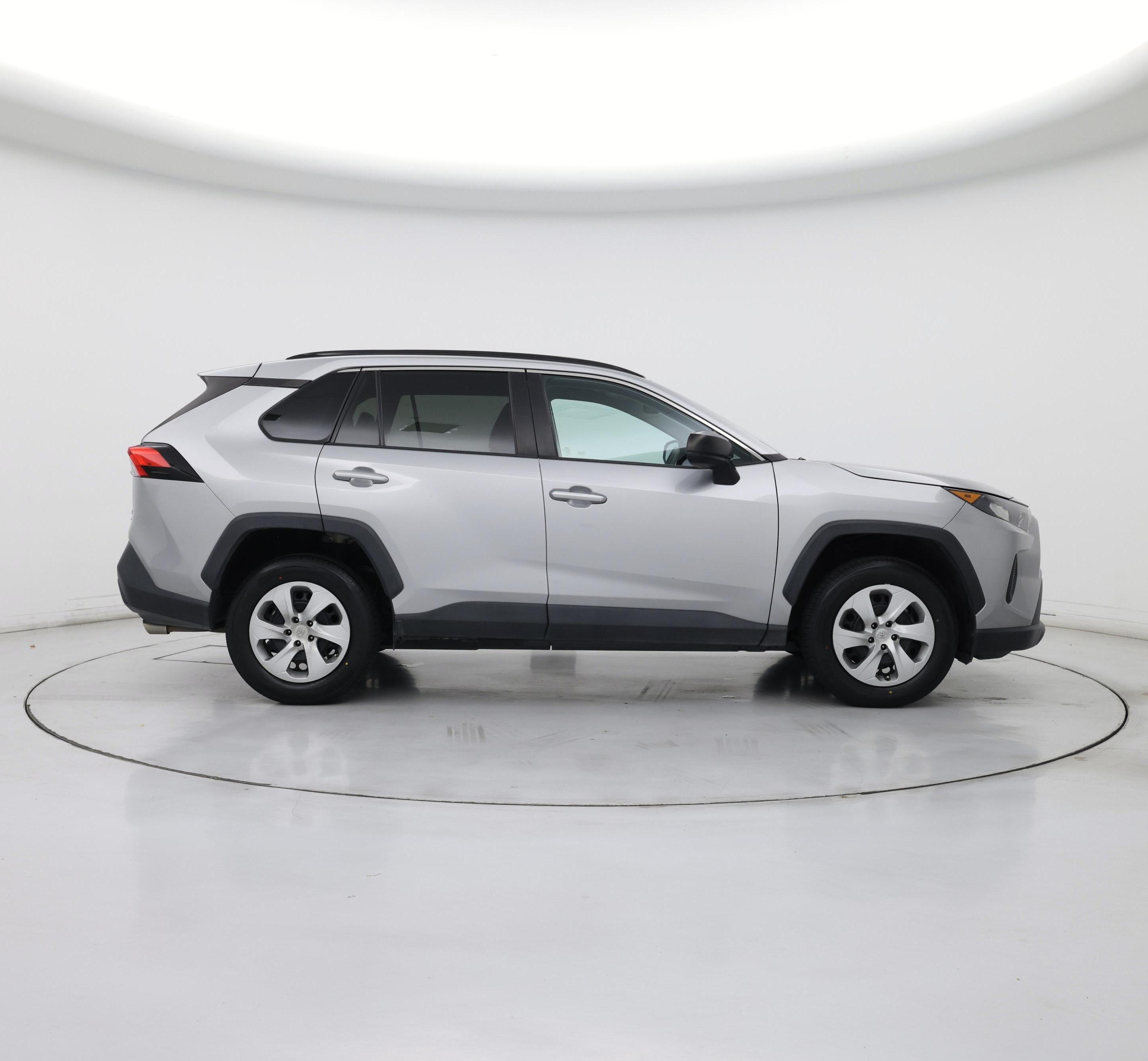 Thumbnail: 2021 Toyota RAV4 - 7