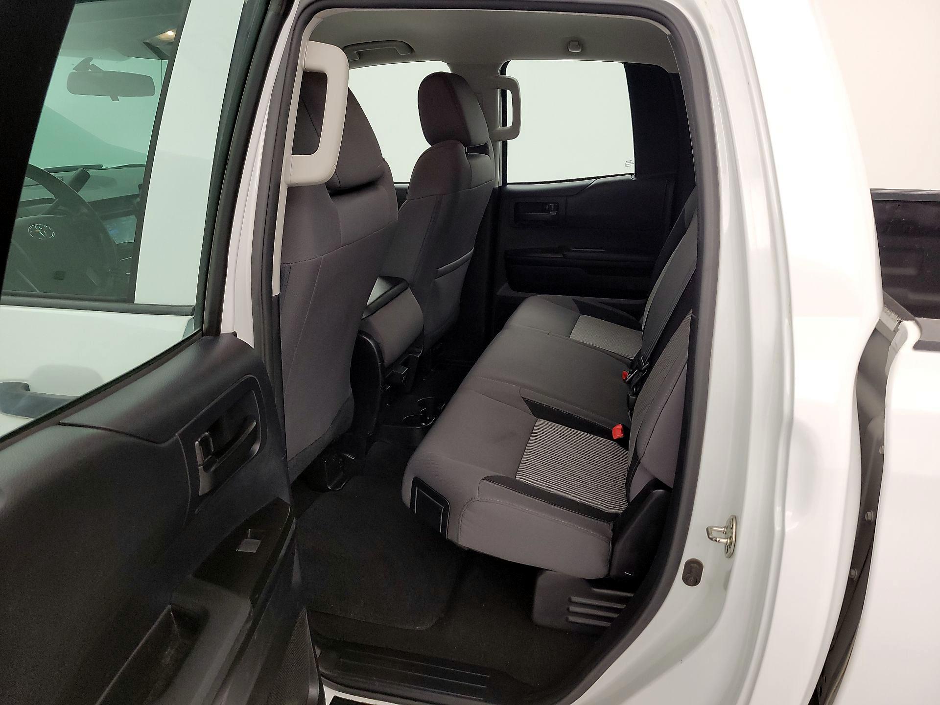 Thumbnail: 2016 Toyota Tundra - 19