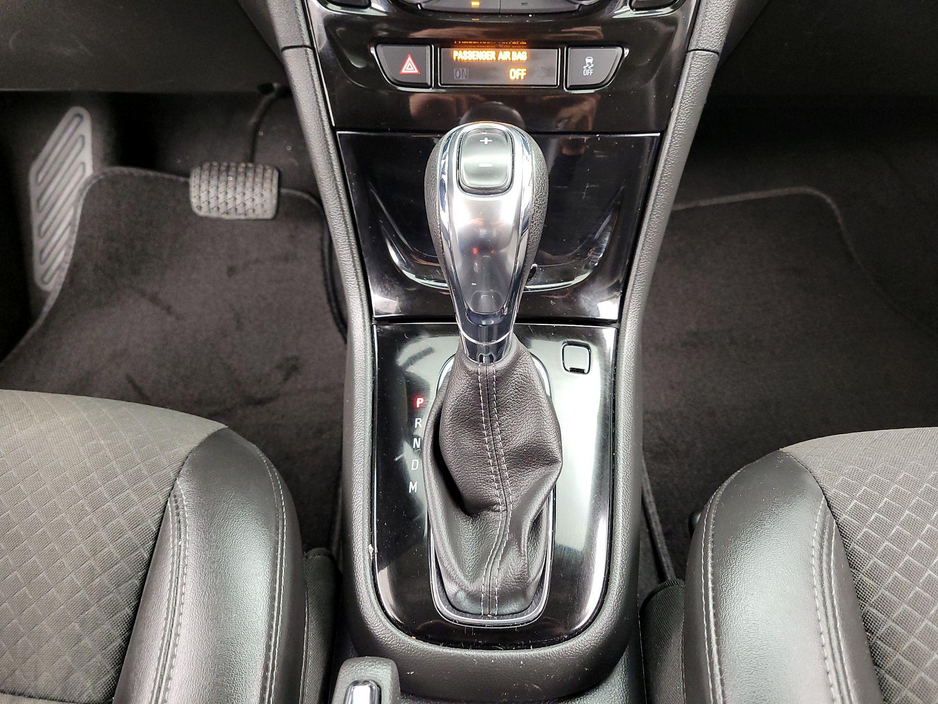 Thumbnail: 2021 Buick Encore - 17