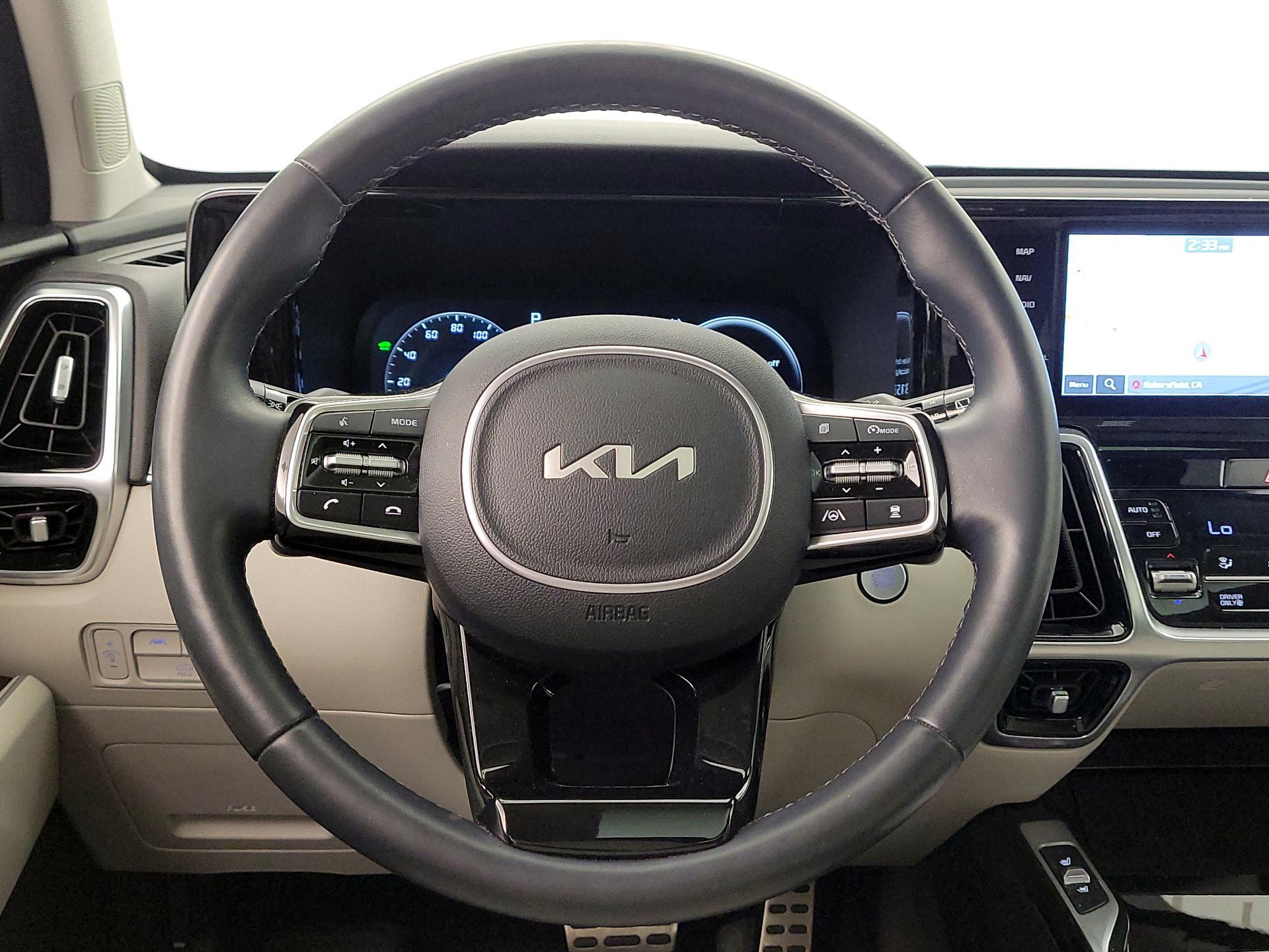 Thumbnail: 2023 Kia Sorento - 10