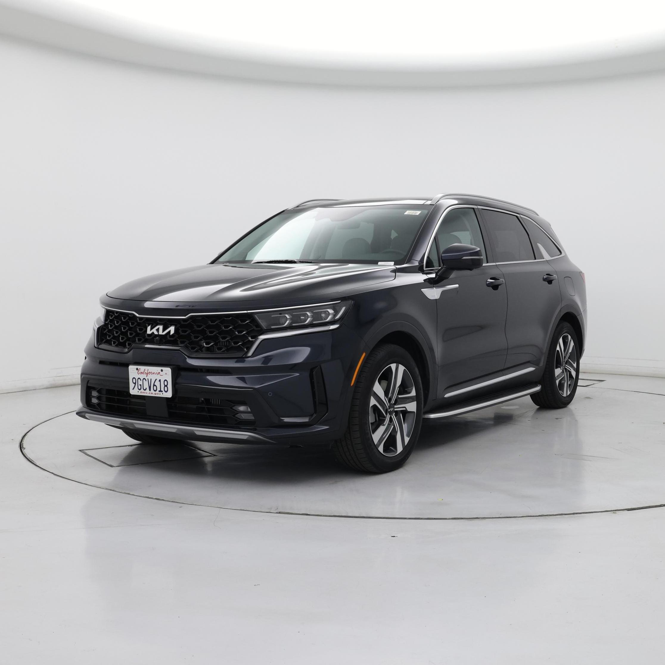 Thumbnail: 2023 Kia Sorento - 4