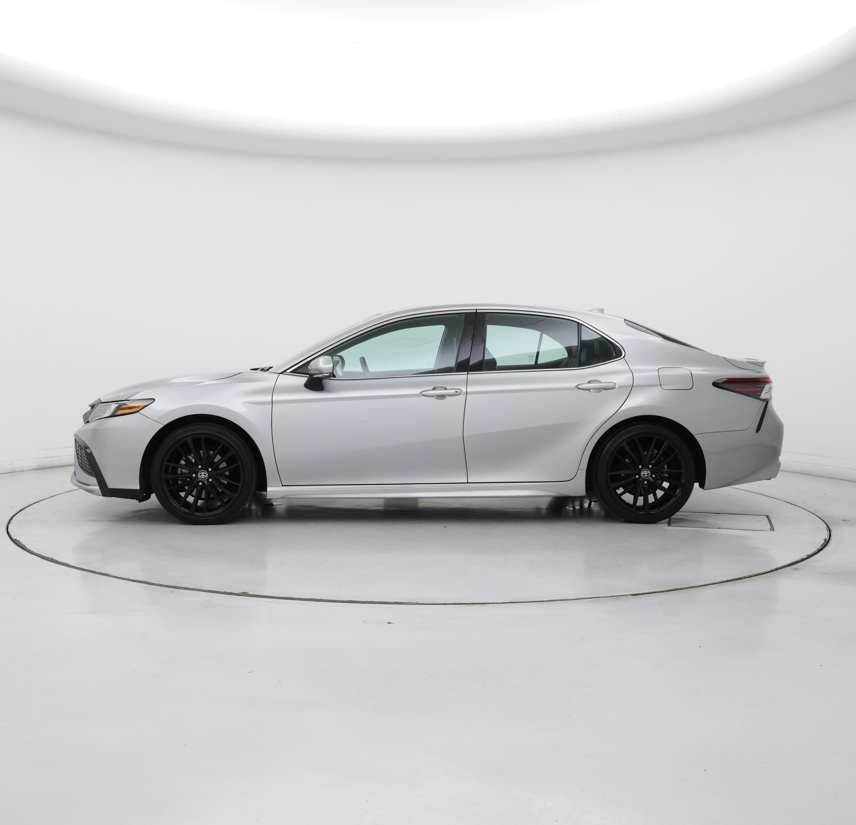 Thumbnail: 2023 Toyota Camry - 3
