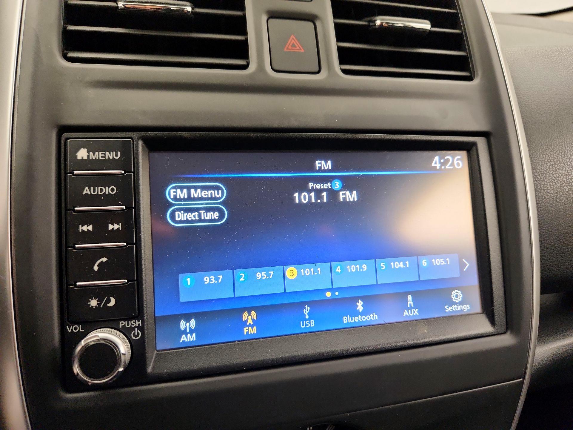 Thumbnail: 2019 Nissan Versa Note - 15