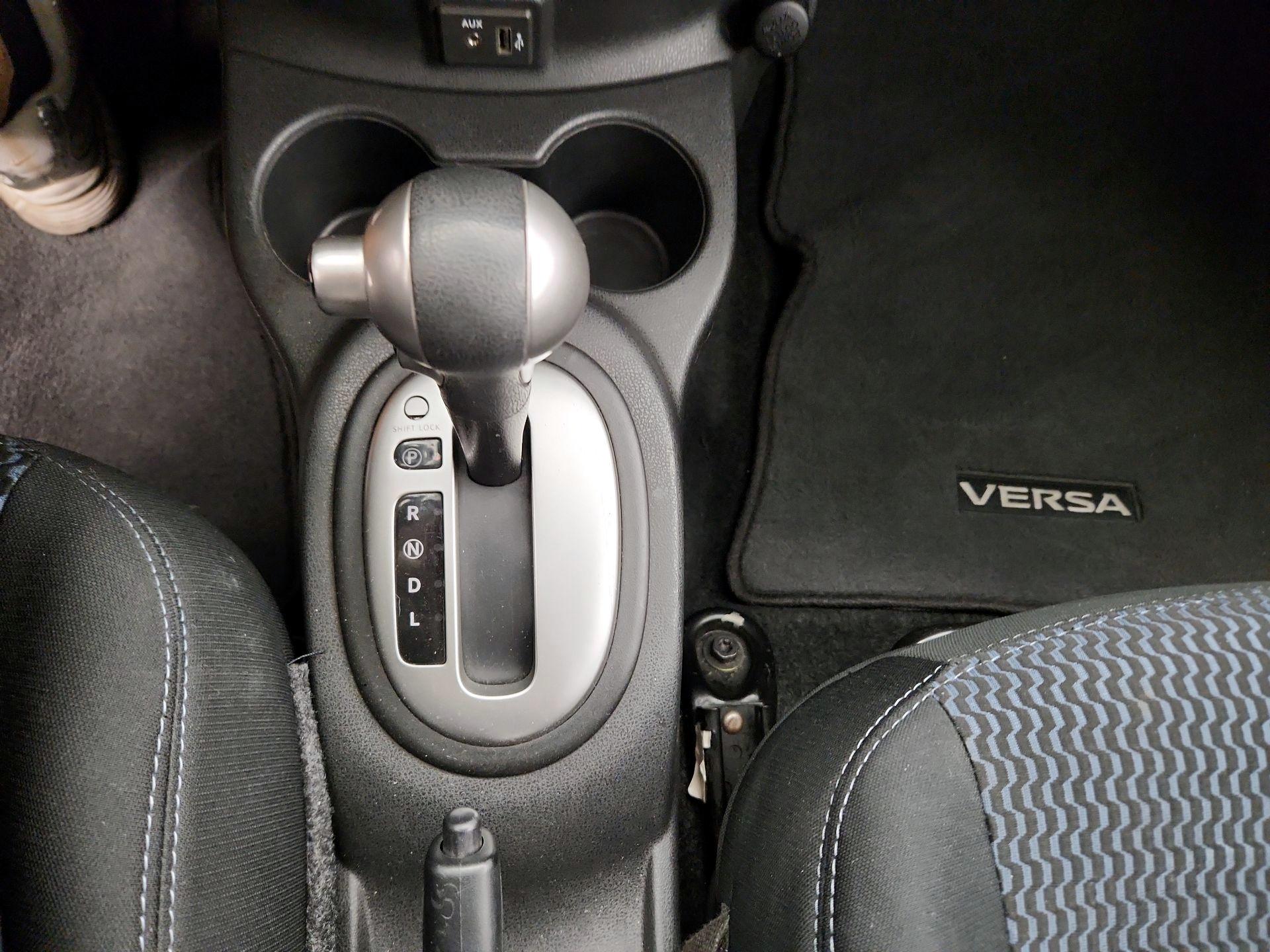 Thumbnail: 2019 Nissan Versa Note - 17