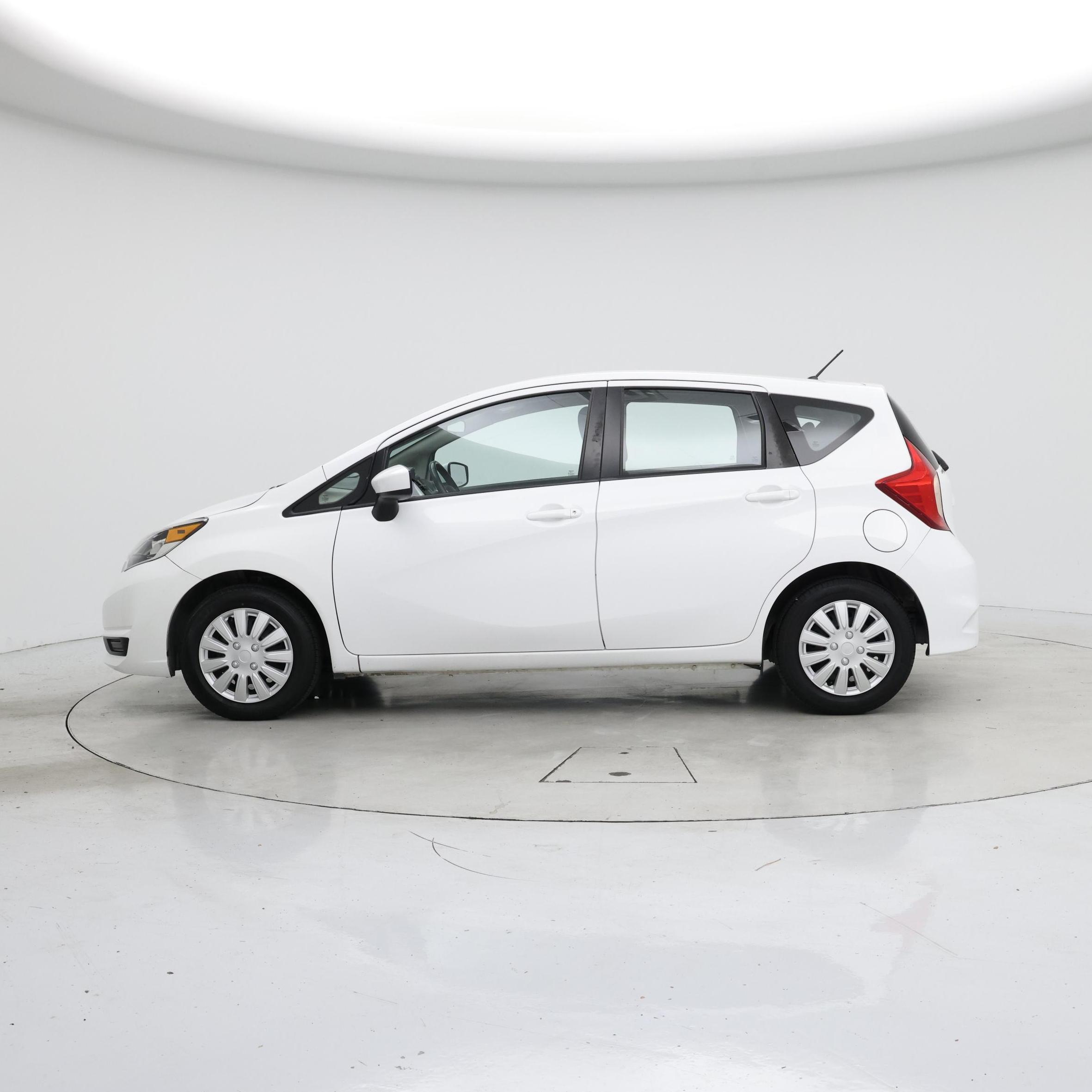 Thumbnail: 2019 Nissan Versa Note - 3
