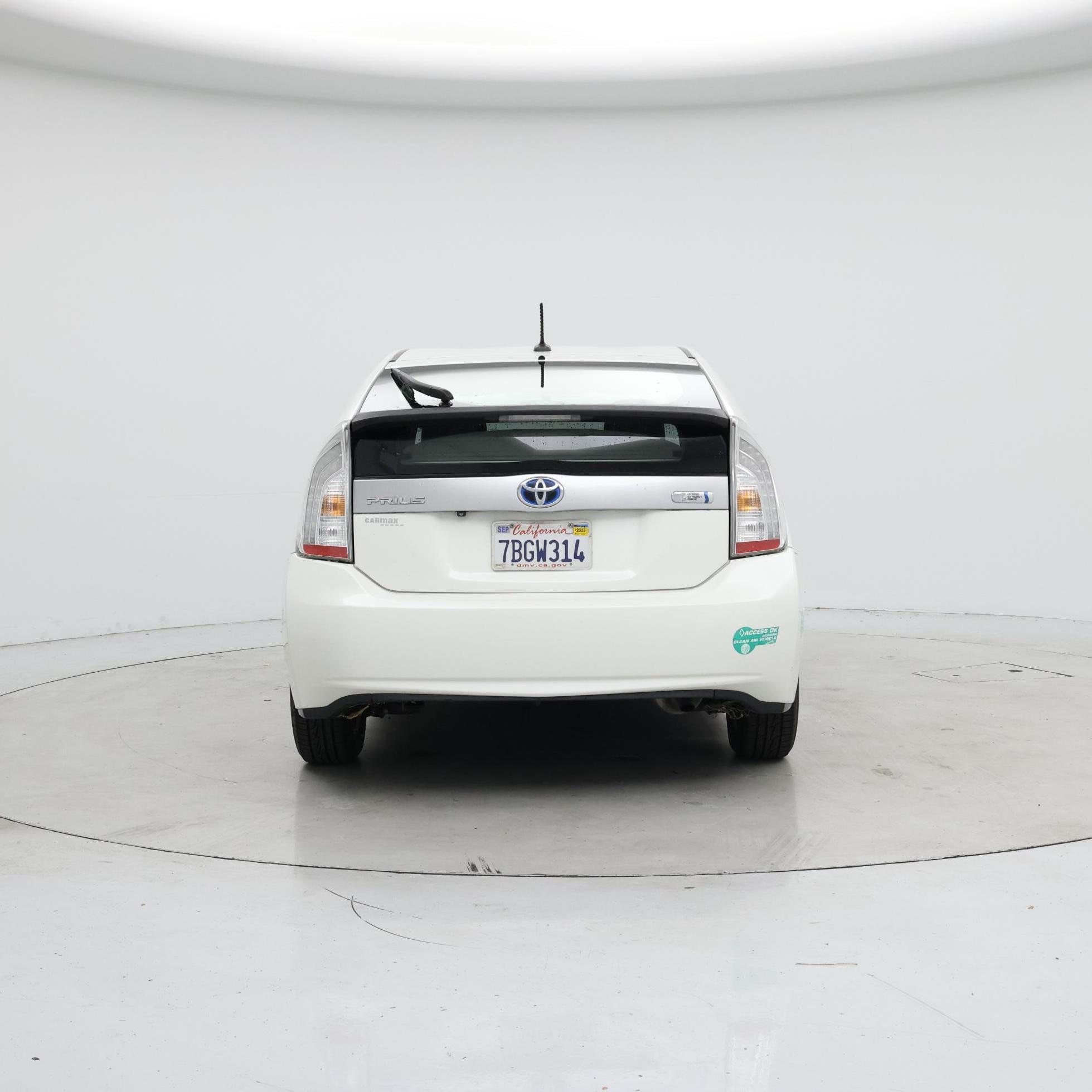 Thumbnail: 2013 Toyota Prius - 6