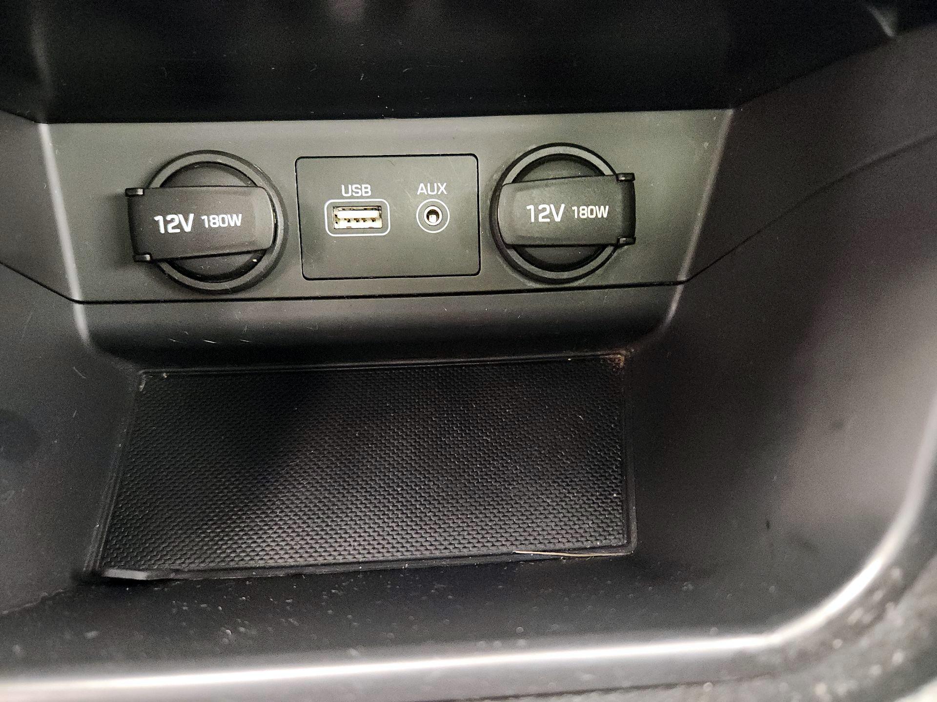 Thumbnail: 2015 Hyundai Sonata - 19