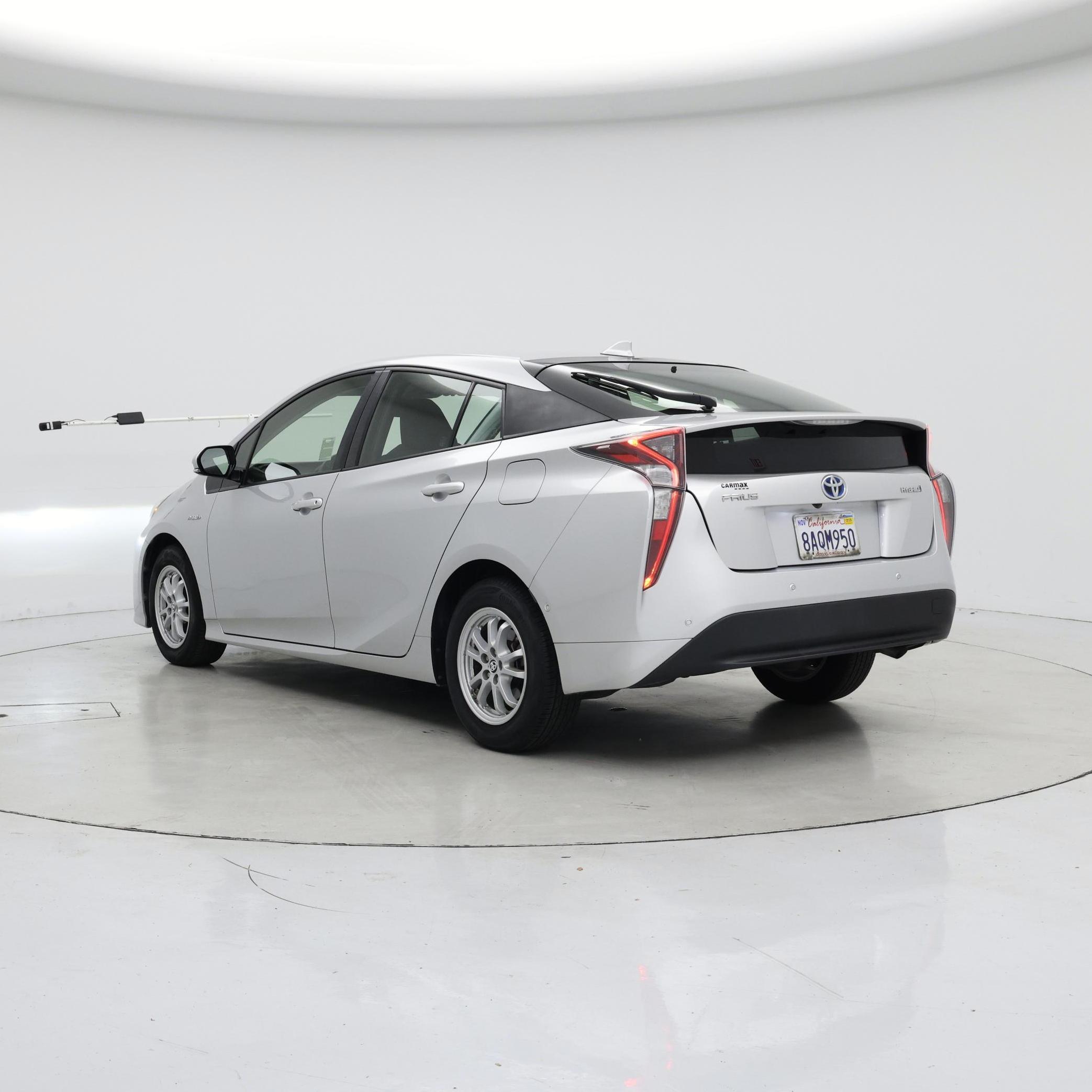 Thumbnail: 2017 Toyota Prius - 2