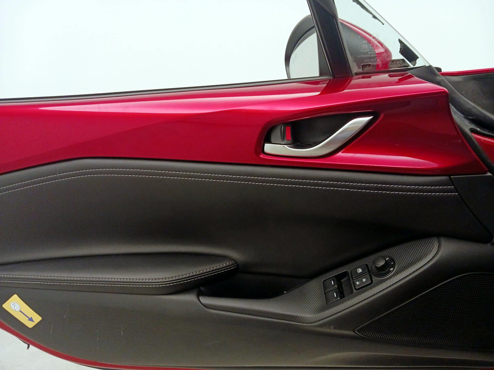 Thumbnail: 2023 Mazda MX-5 Miata - 12