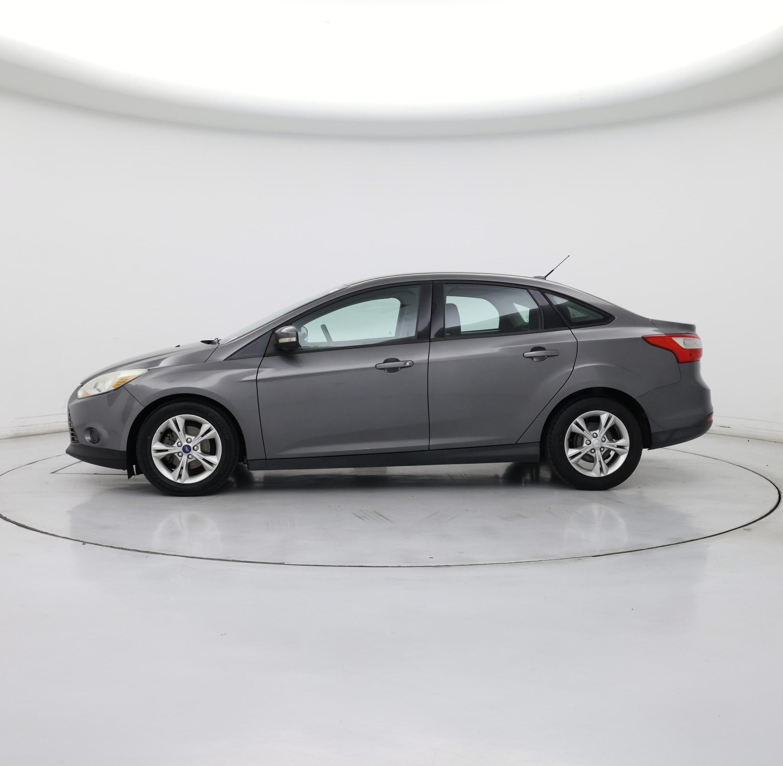 Thumbnail: 2013 Ford Focus - 3