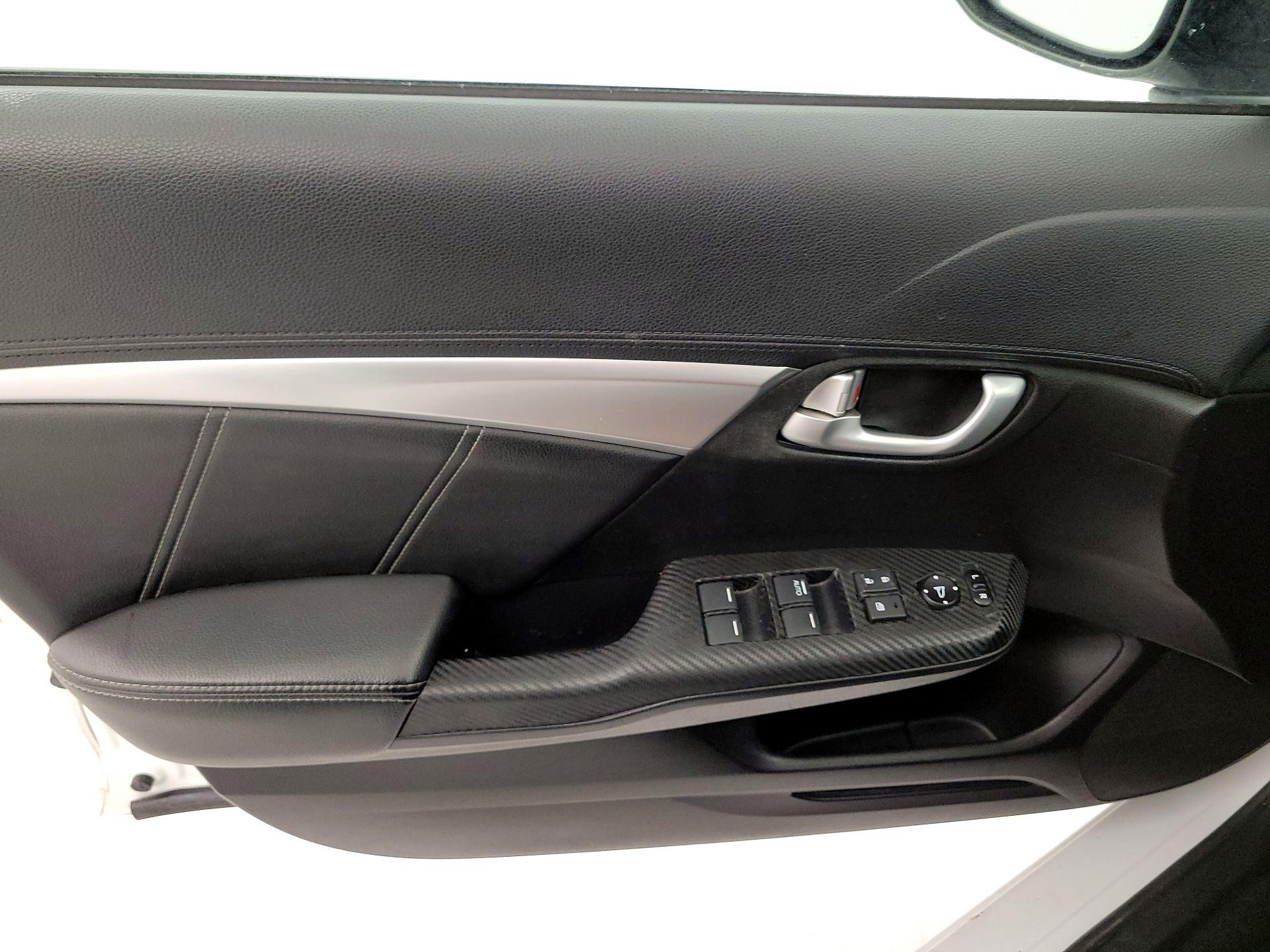 Thumbnail: 2013 Honda Civic - 12