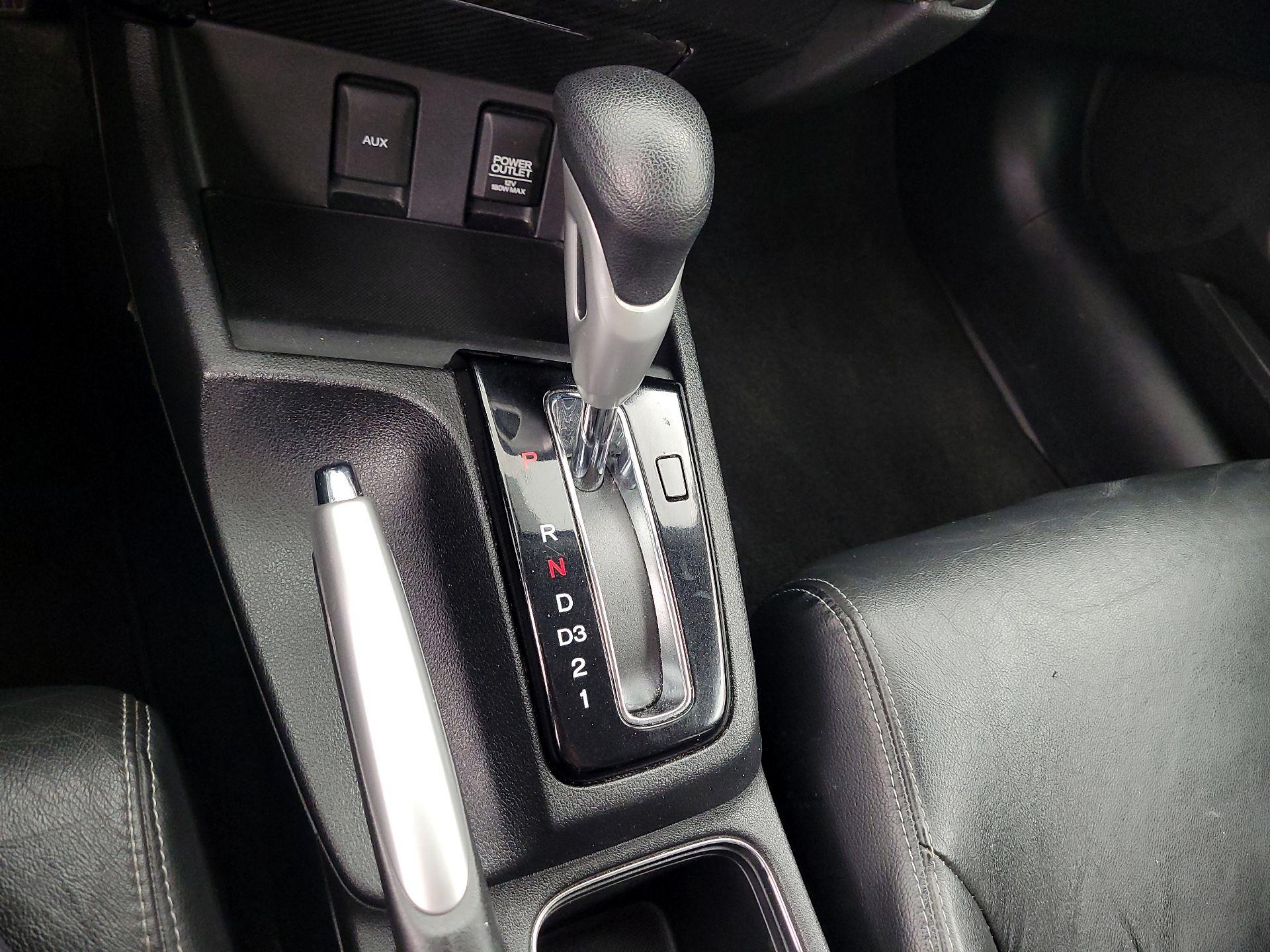 Thumbnail: 2013 Honda Civic - 18