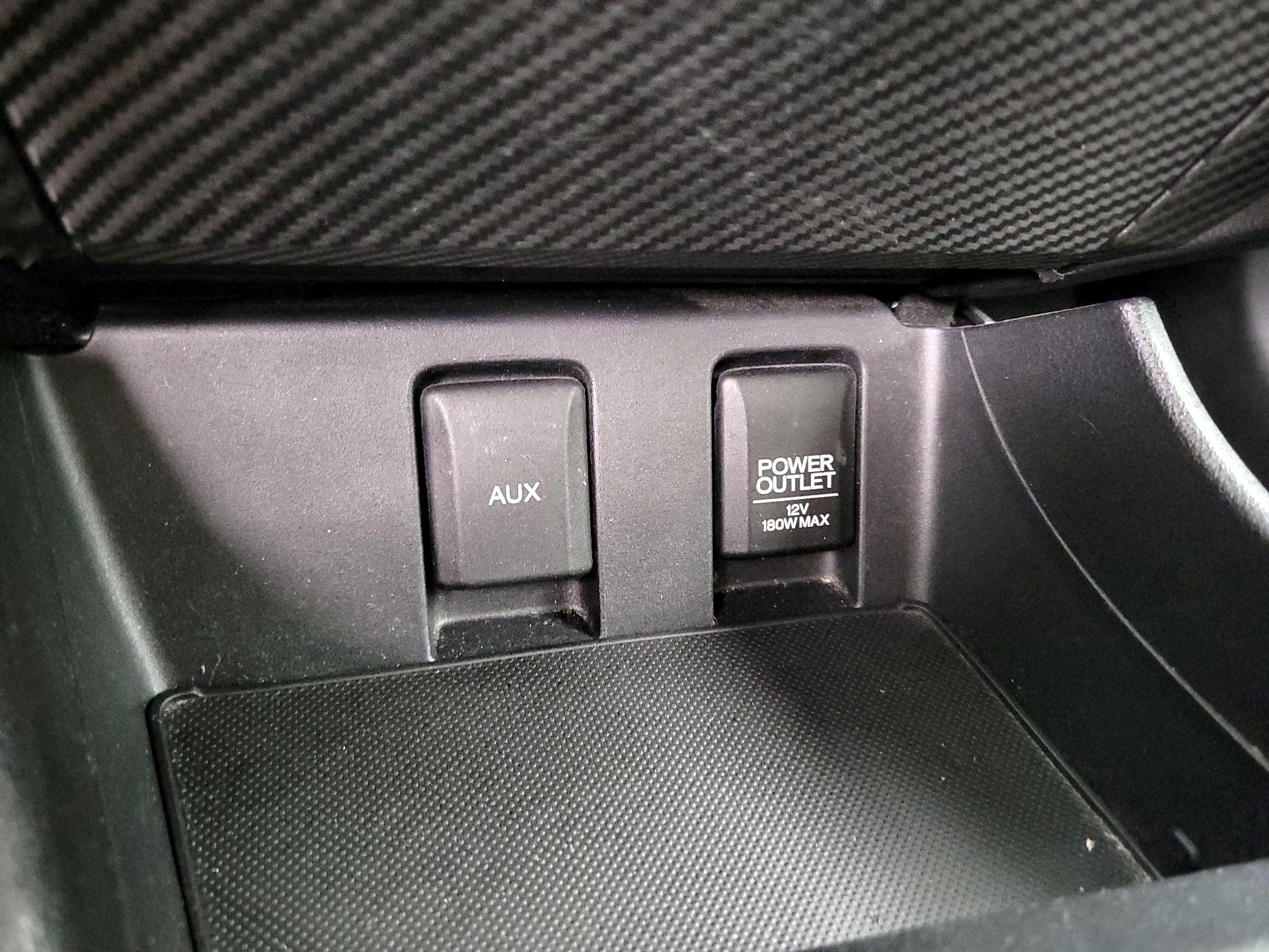 Thumbnail: 2013 Honda Civic - 19