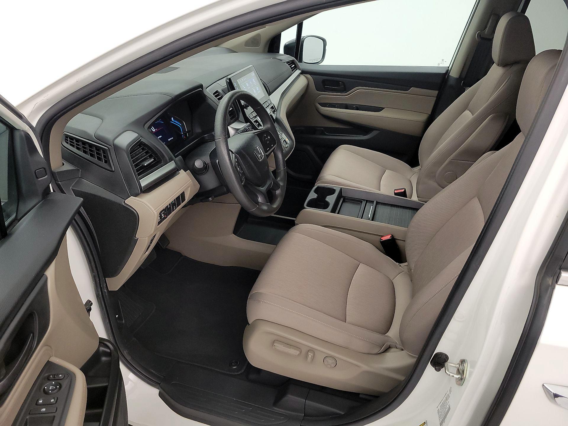Thumbnail: 2019 Honda Odyssey - 11