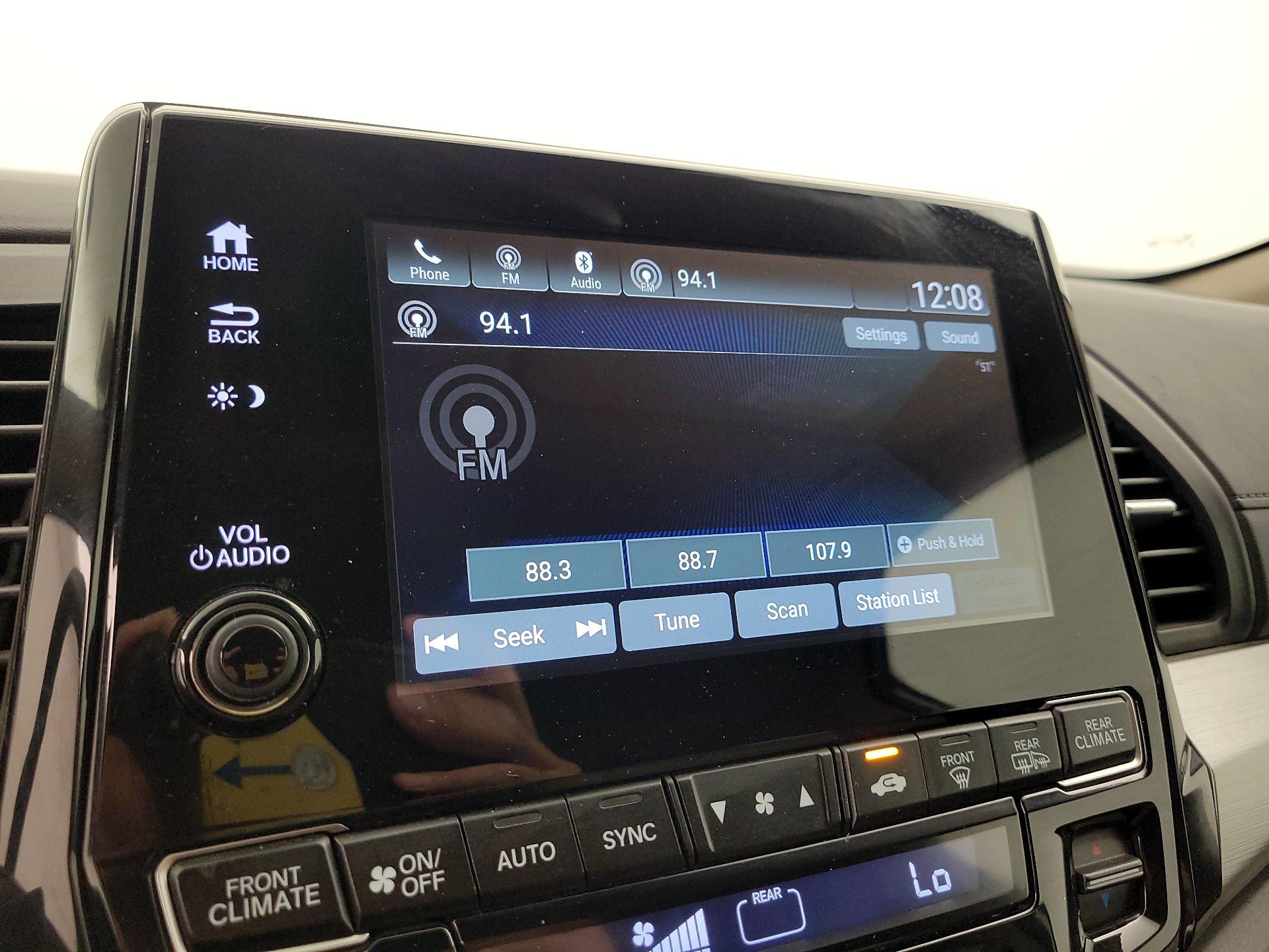 Thumbnail: 2019 Honda Odyssey - 15