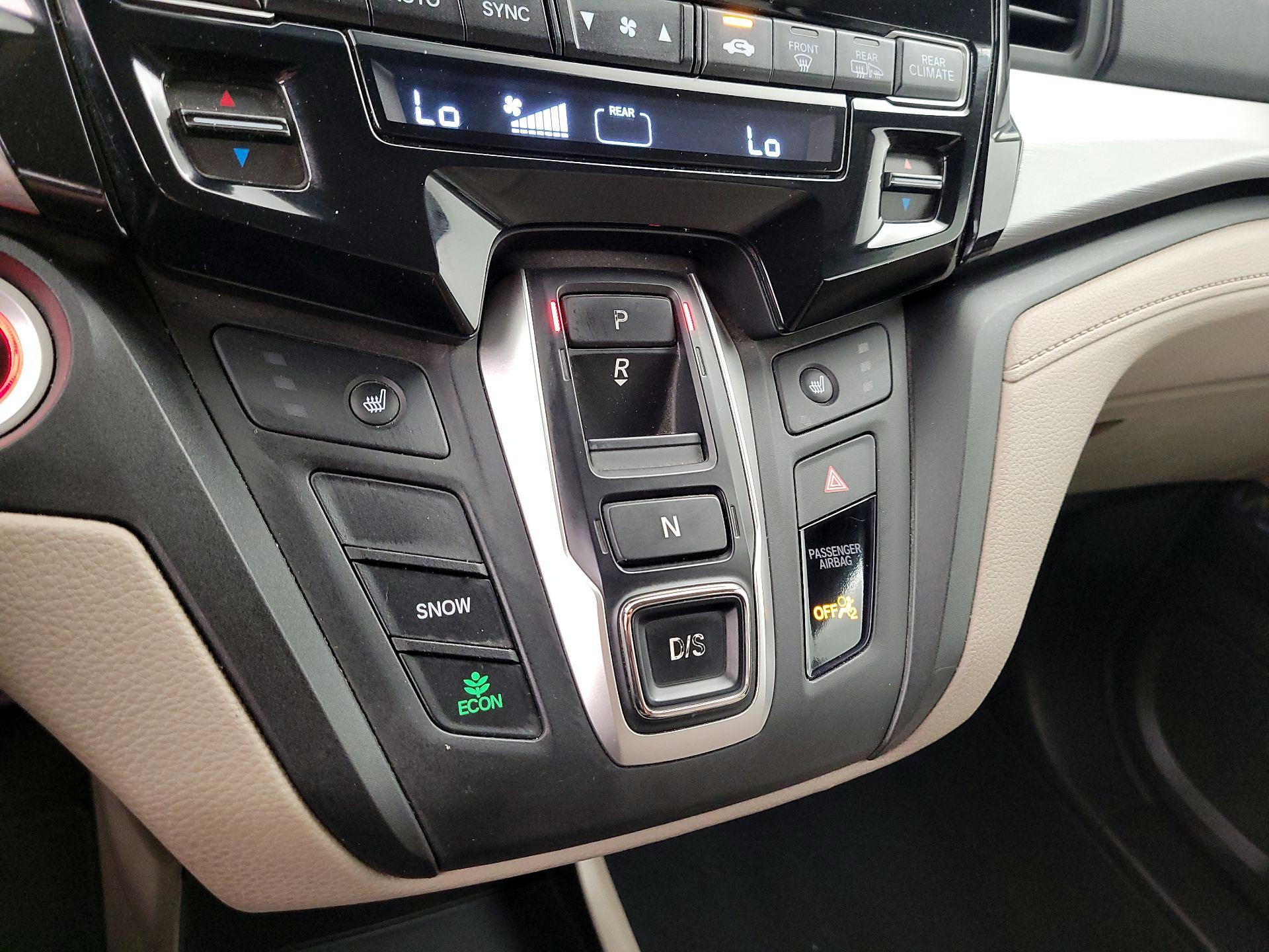 Thumbnail: 2019 Honda Odyssey - 17