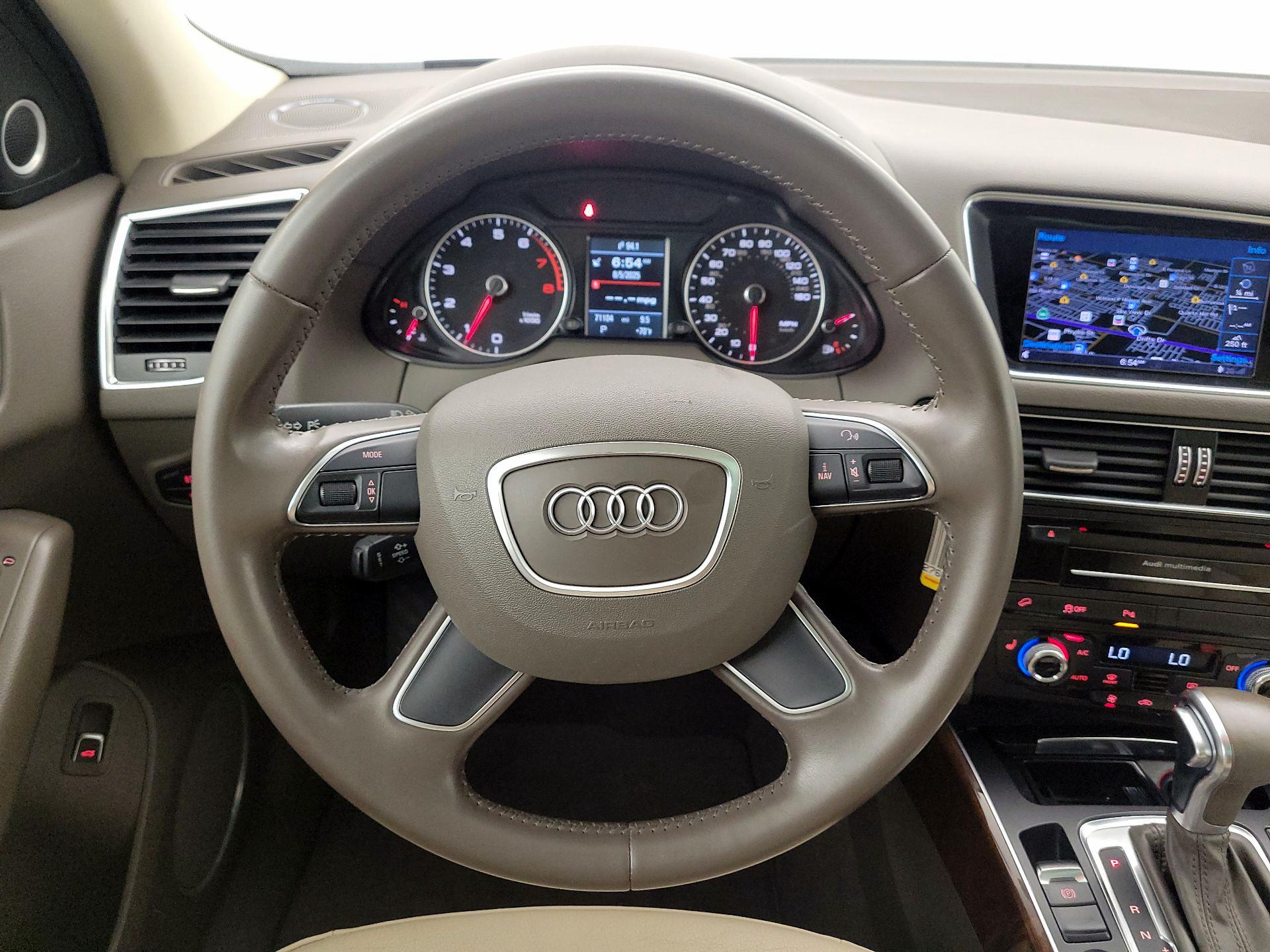 Thumbnail: 2015 Audi Q5 - 10