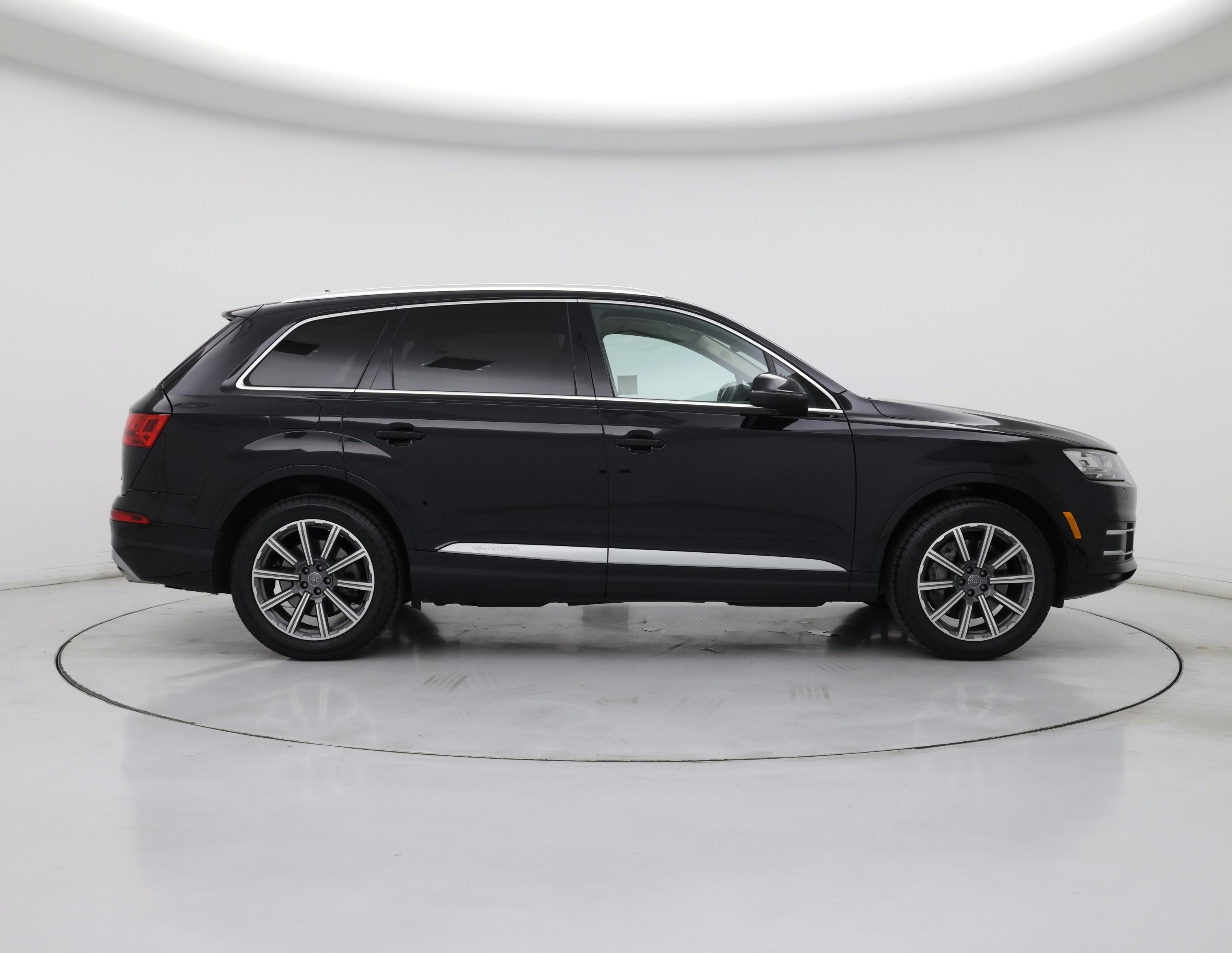 Thumbnail: 2018 Audi Q7 - 7