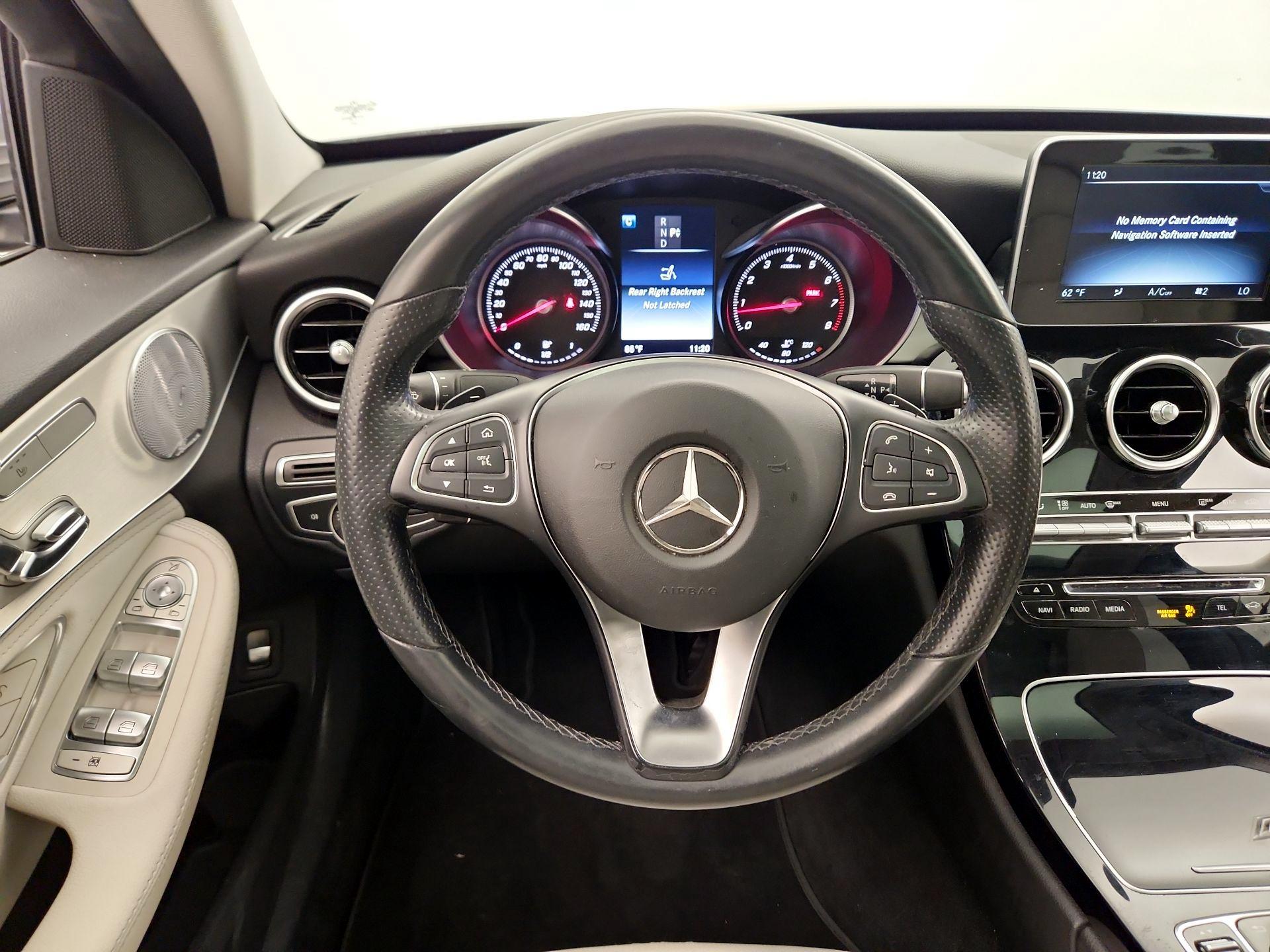 Thumbnail: 2016 Mercedes-Benz C-Class - 10
