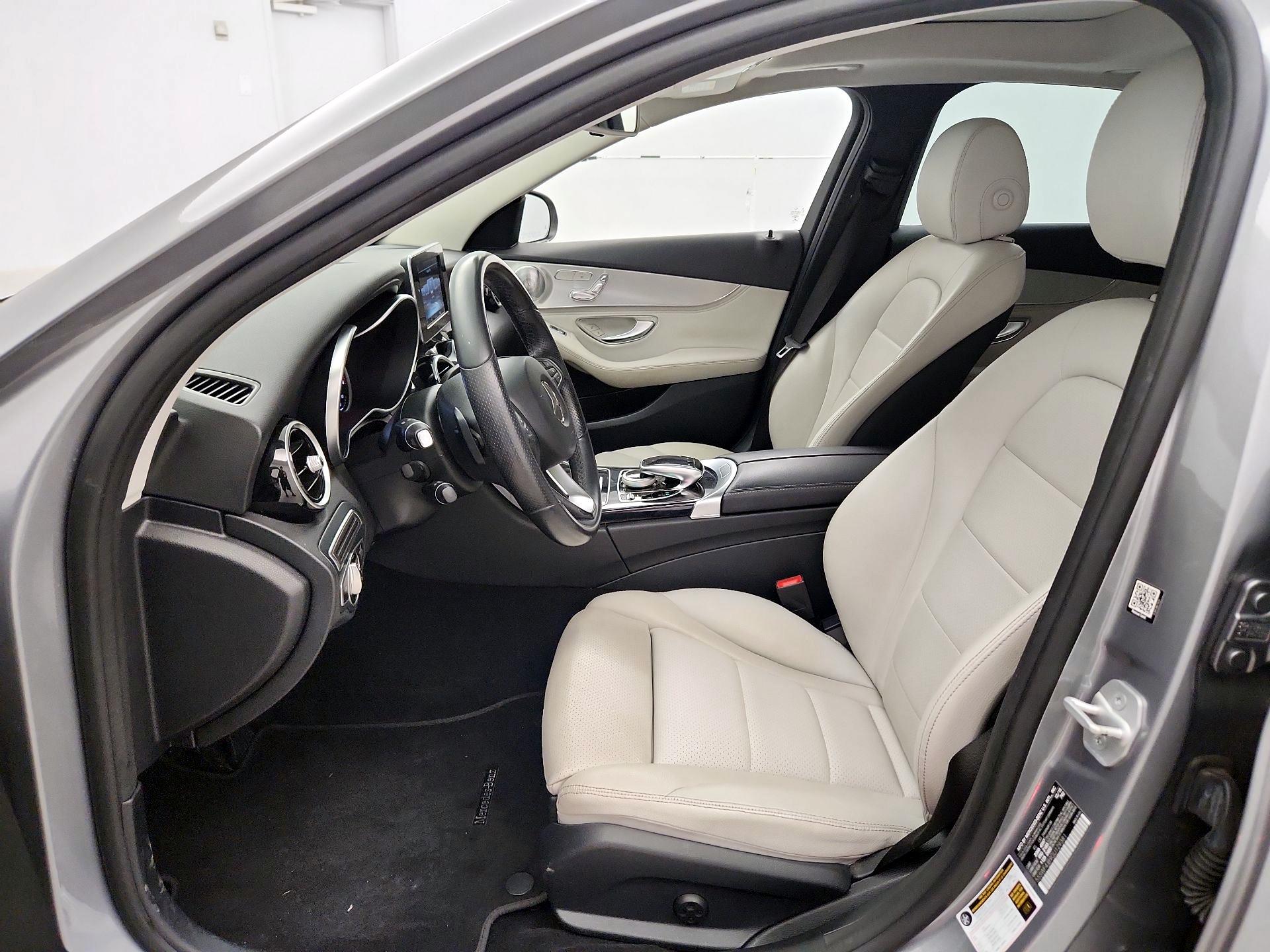 Thumbnail: 2016 Mercedes-Benz C-Class - 11