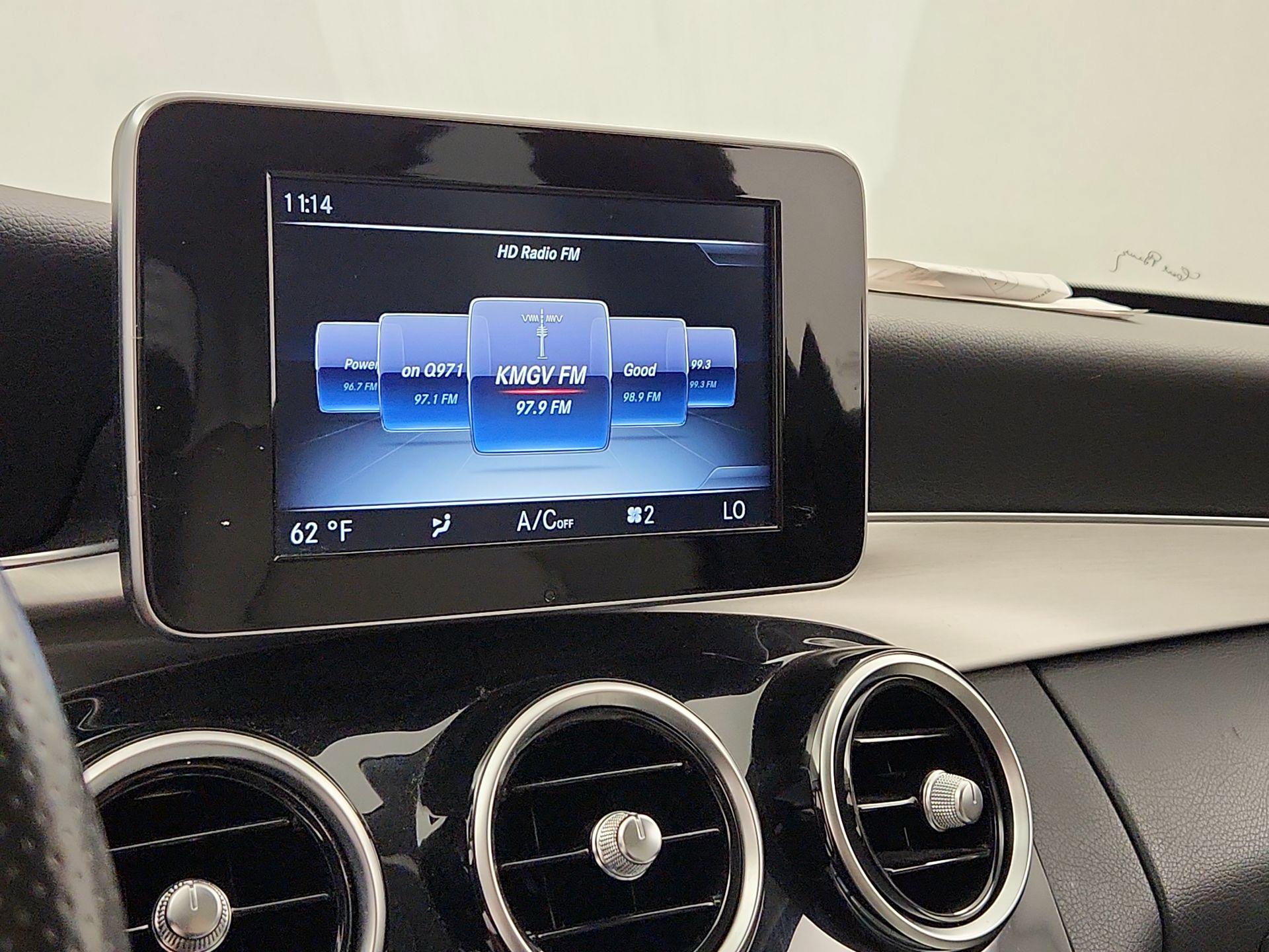 Thumbnail: 2016 Mercedes-Benz C-Class - 15