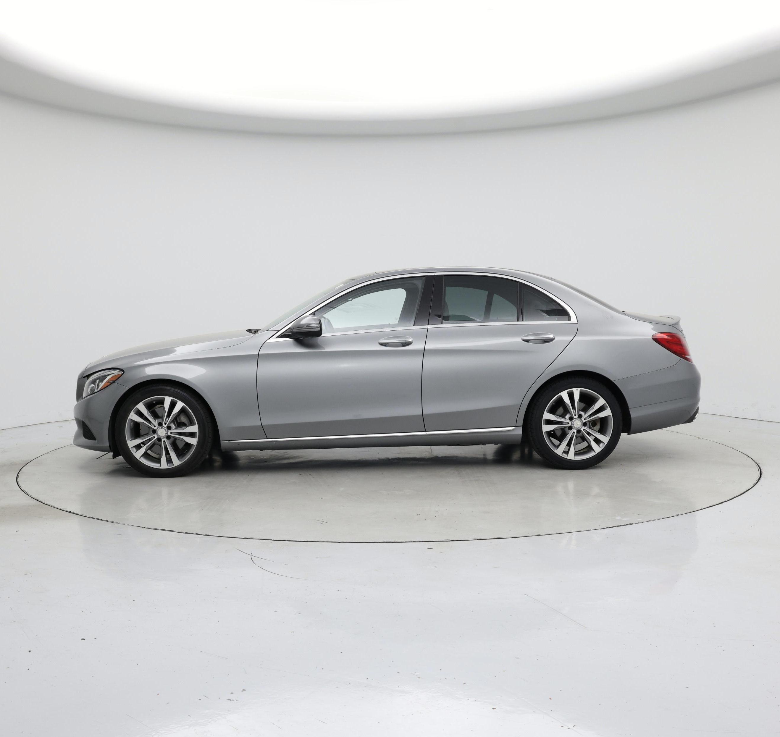 Thumbnail: 2016 Mercedes-Benz C-Class - 3