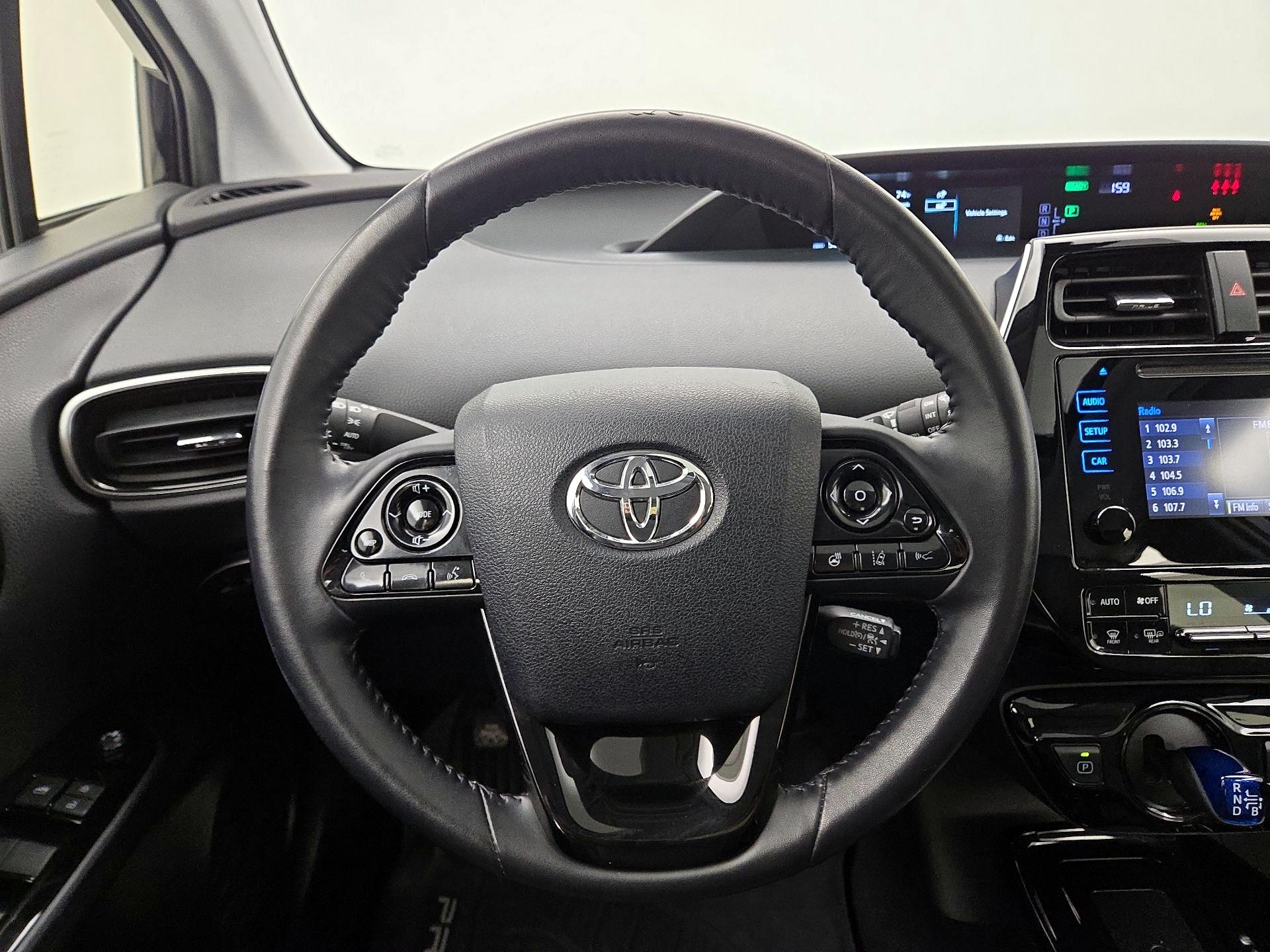 Thumbnail: 2019 Toyota Prius - 10