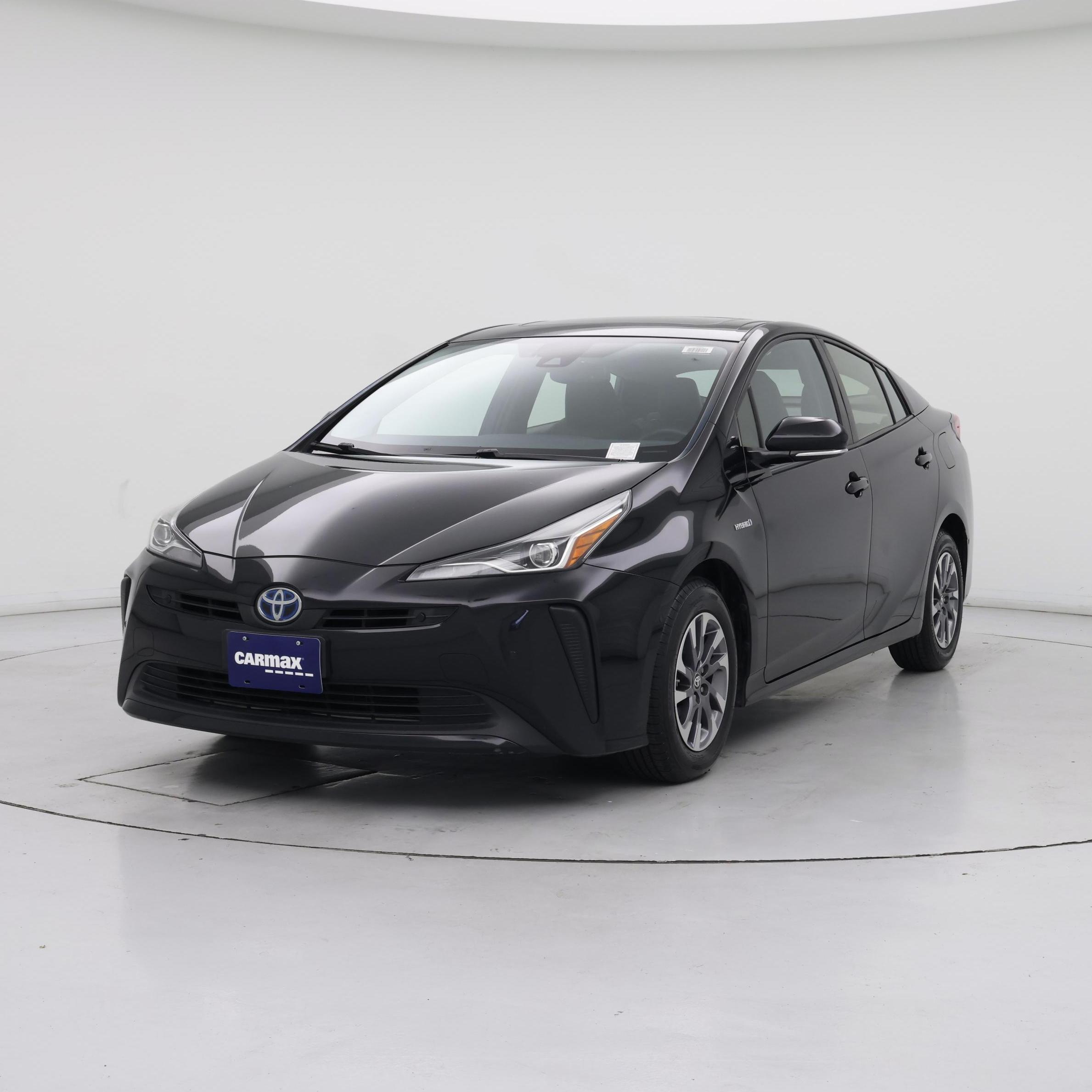 Thumbnail: 2019 Toyota Prius - 4