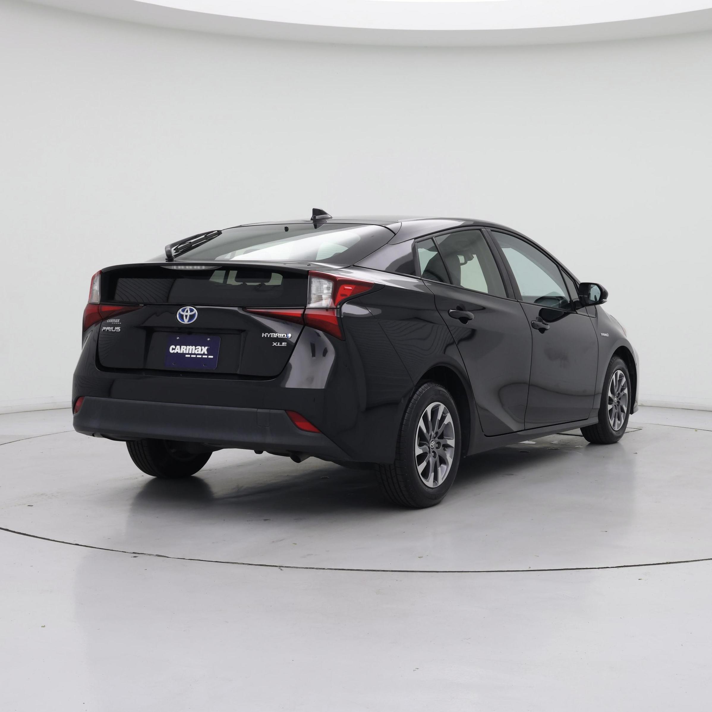 Thumbnail: 2019 Toyota Prius - 8