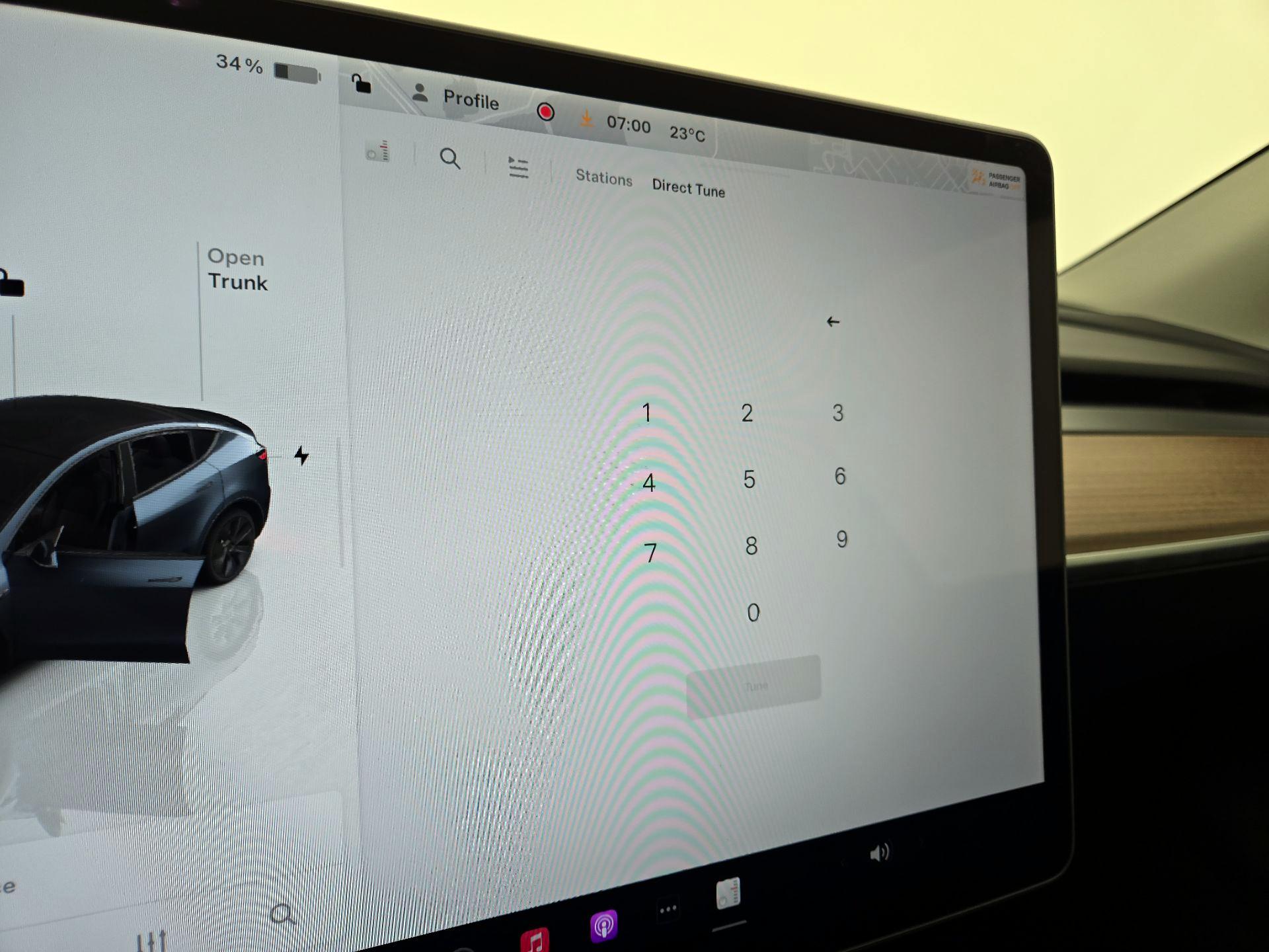 Thumbnail: 2025 Tesla Model Y - 15