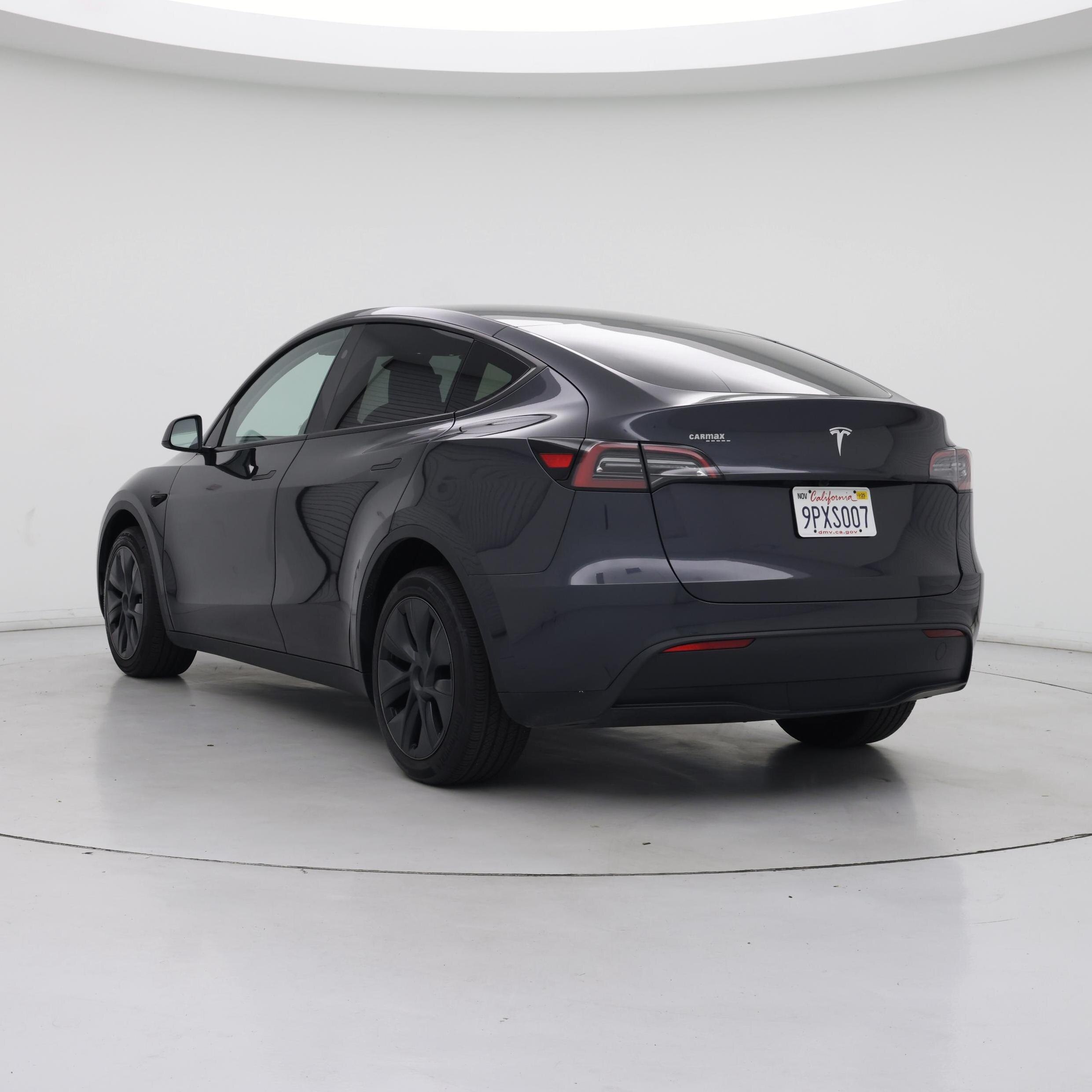 Thumbnail: 2025 Tesla Model Y - 2