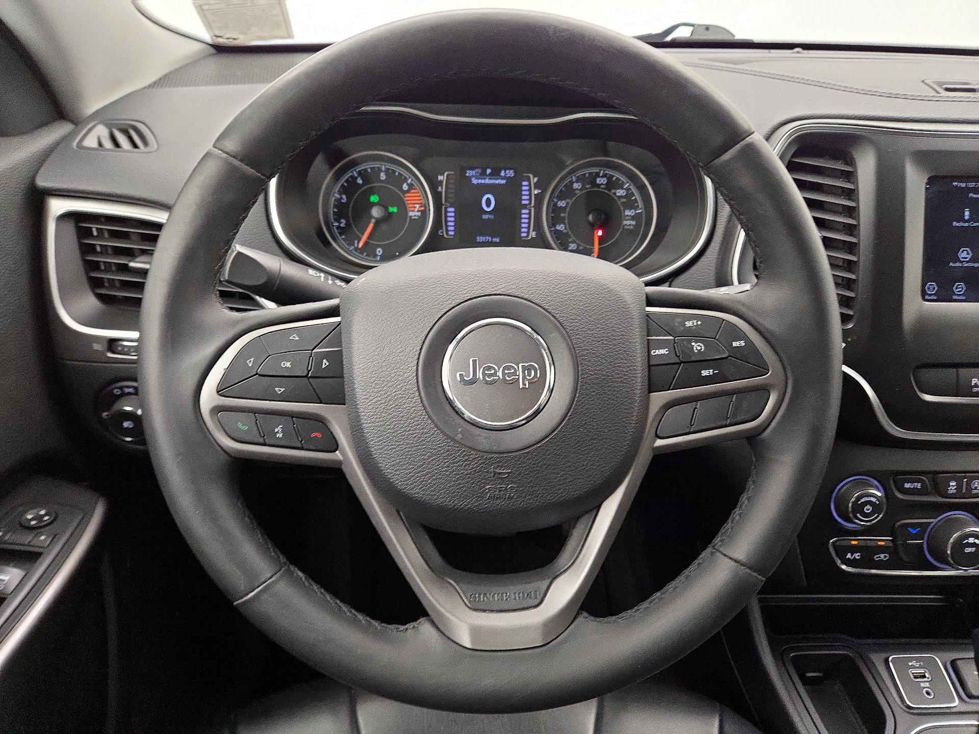 Thumbnail: 2019 Jeep Cherokee - 10