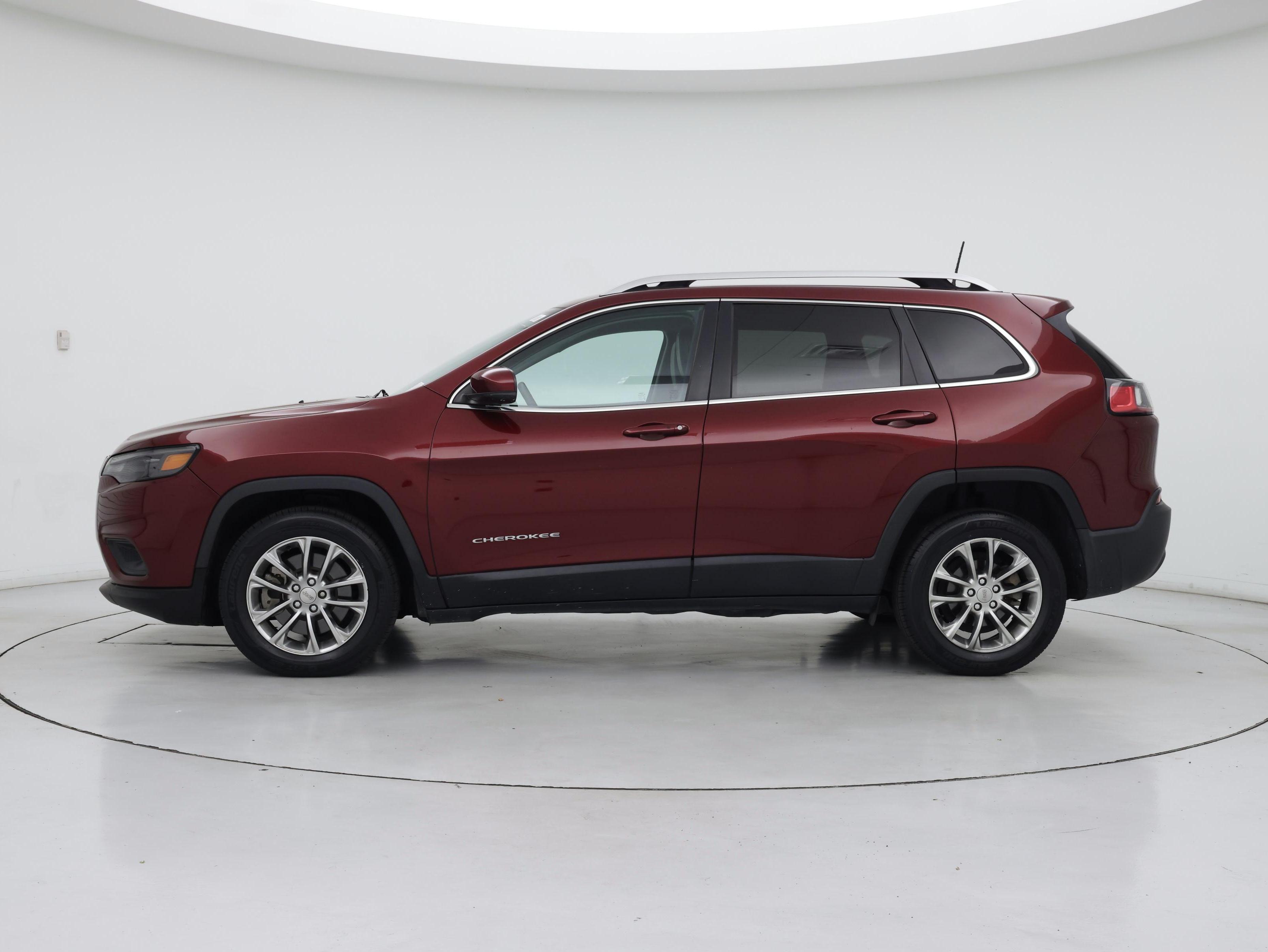 Thumbnail: 2019 Jeep Cherokee - 3