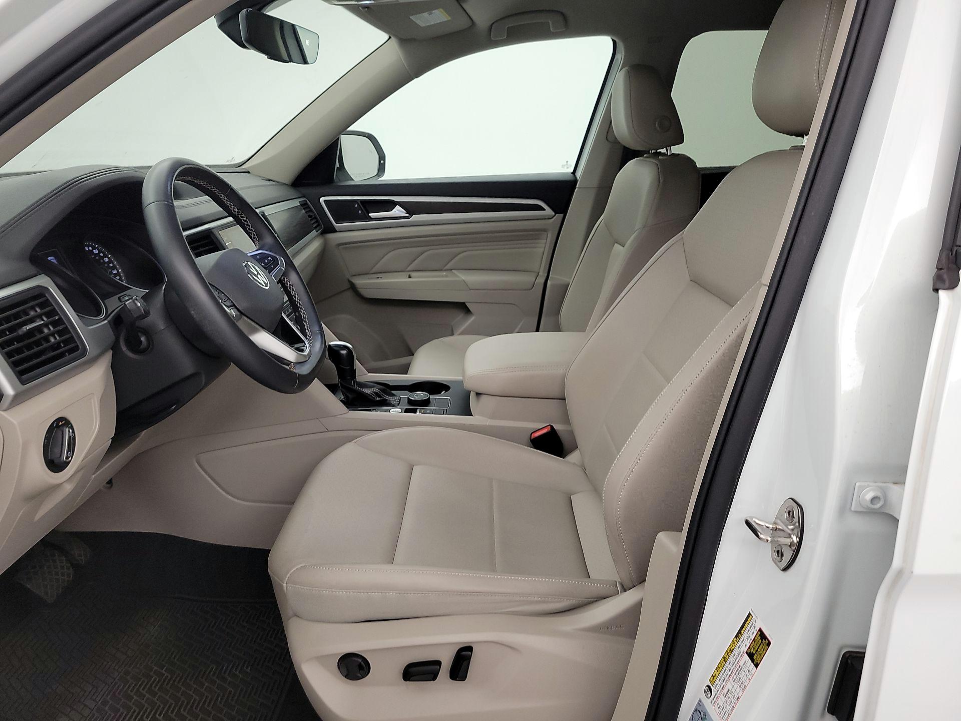 Thumbnail: 2021 Volkswagen Atlas - 11