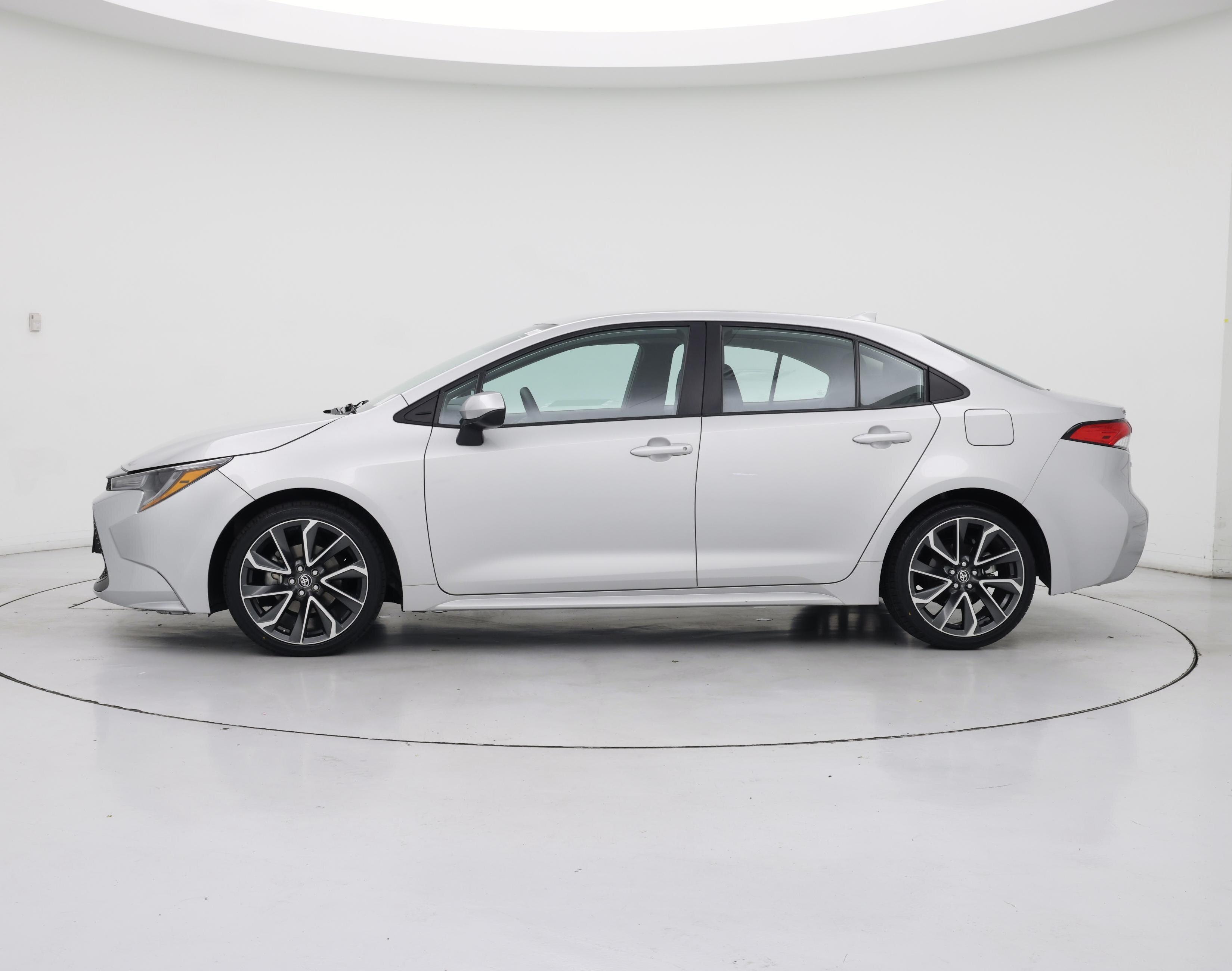 Thumbnail: 2020 Toyota Corolla - 3