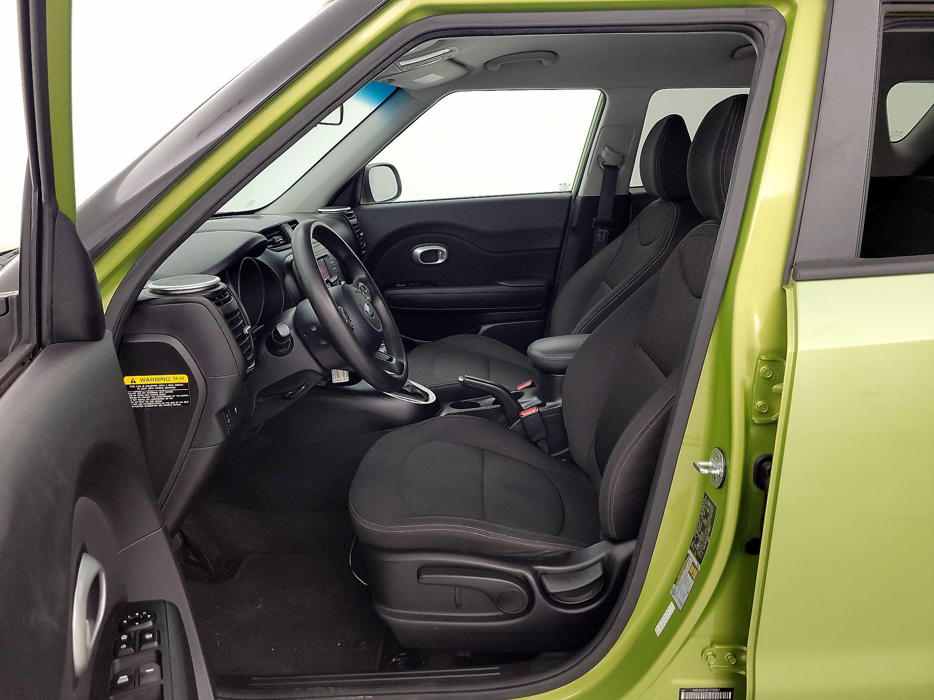 Thumbnail: 2015 Kia Soul - 11