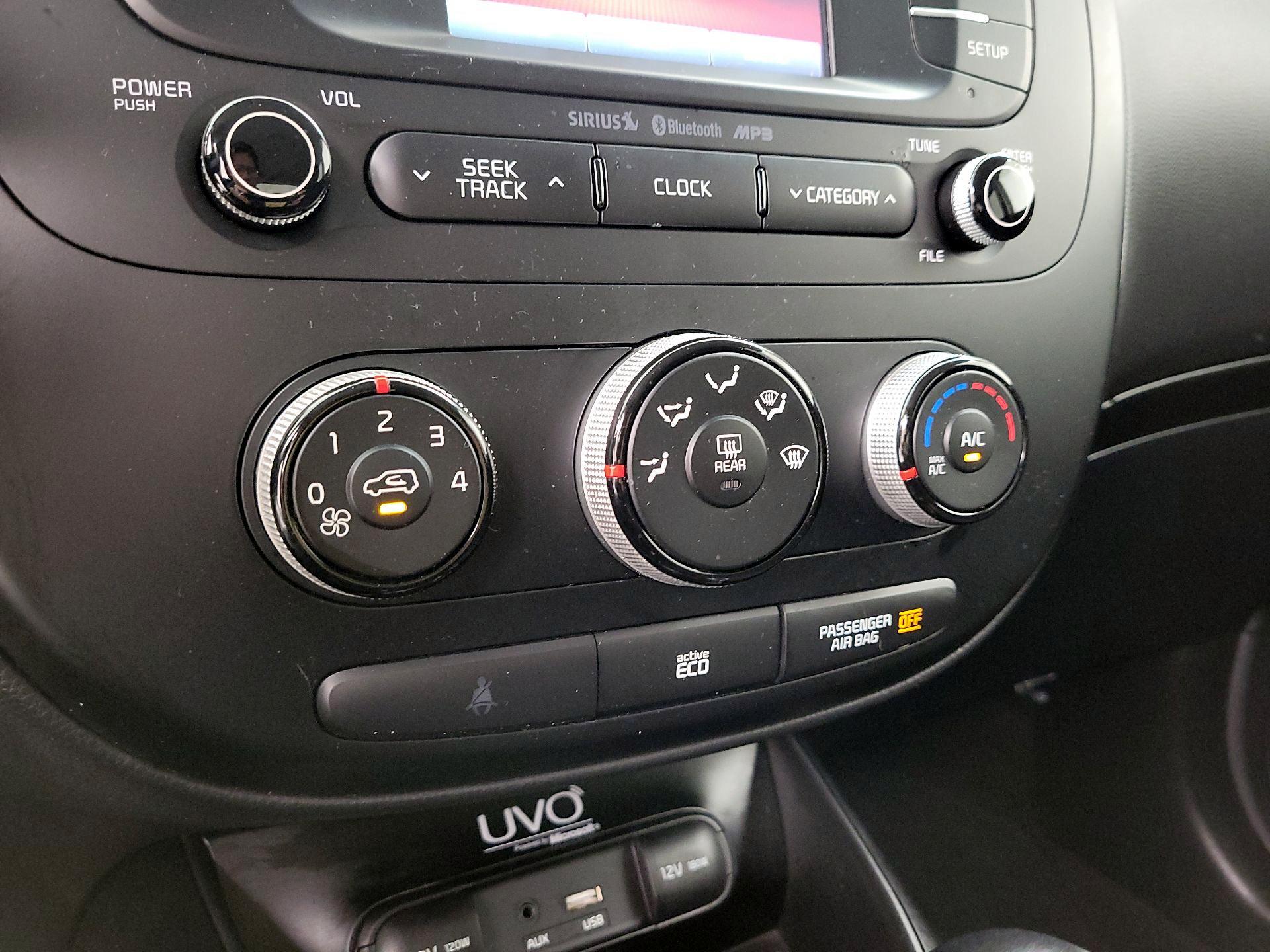 Thumbnail: 2015 Kia Soul - 16