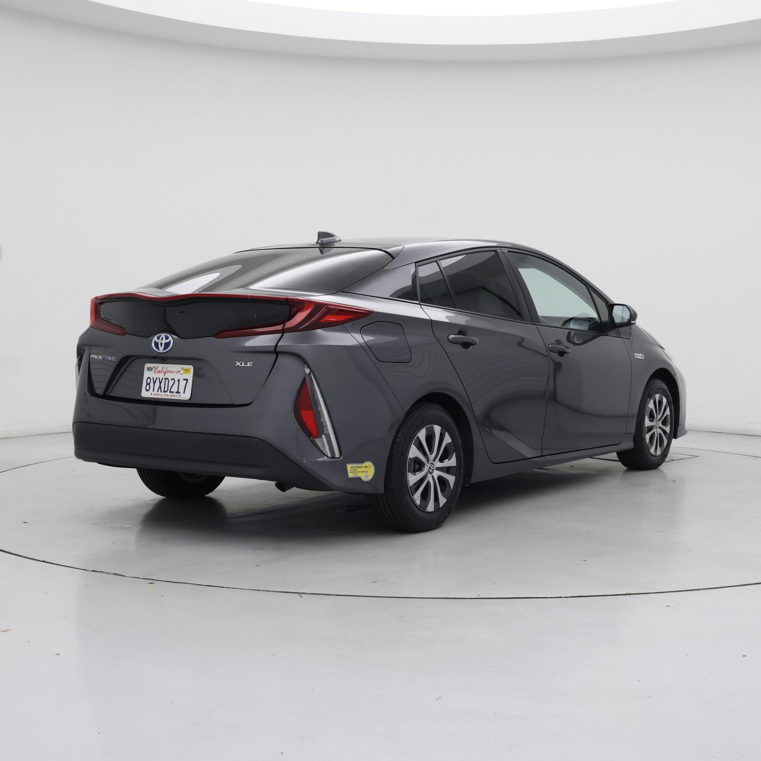 Thumbnail: 2022 Toyota Prius Prime - 8