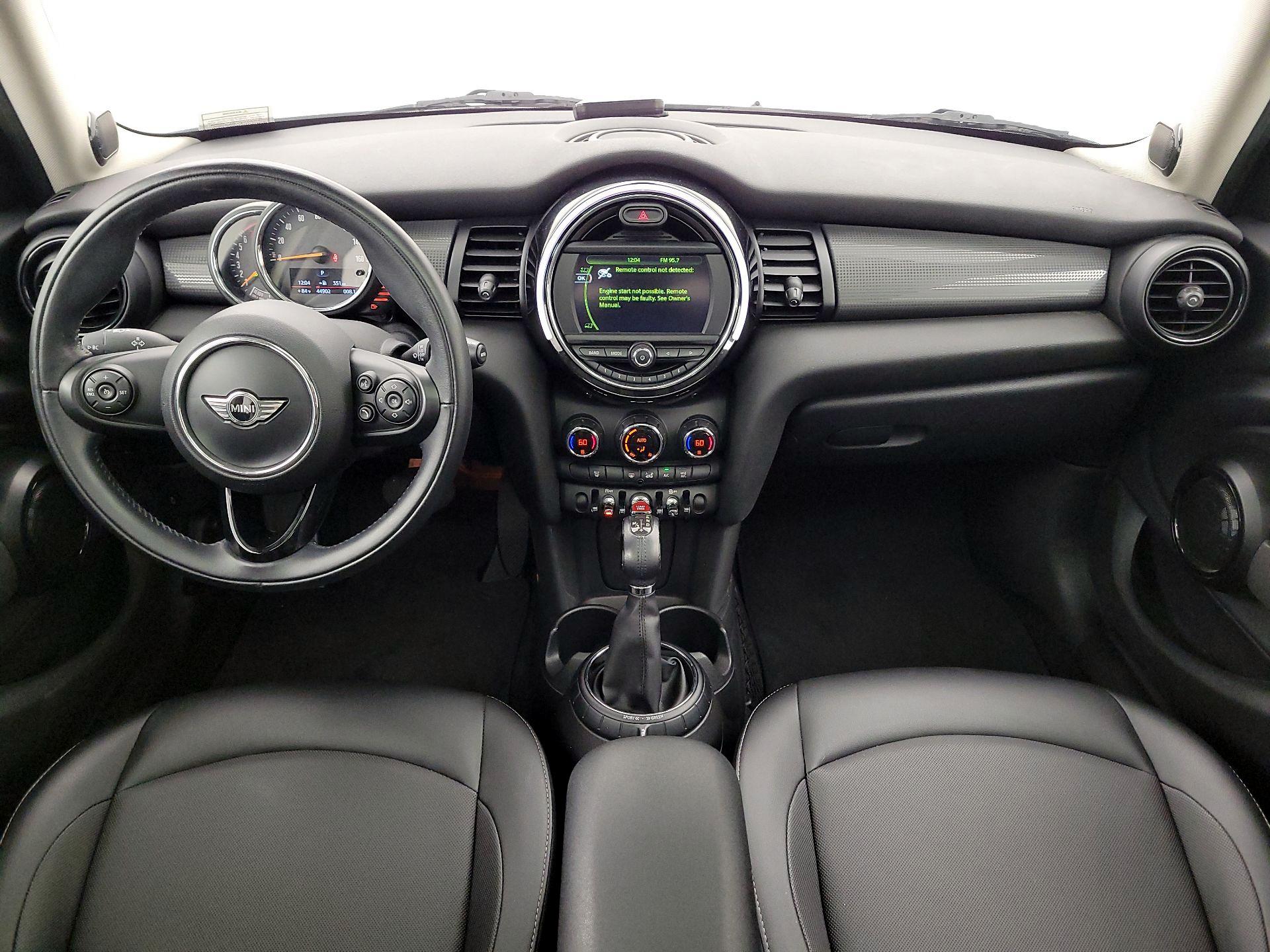 Thumbnail: 2016 MINI Cooper Hardtop - 9