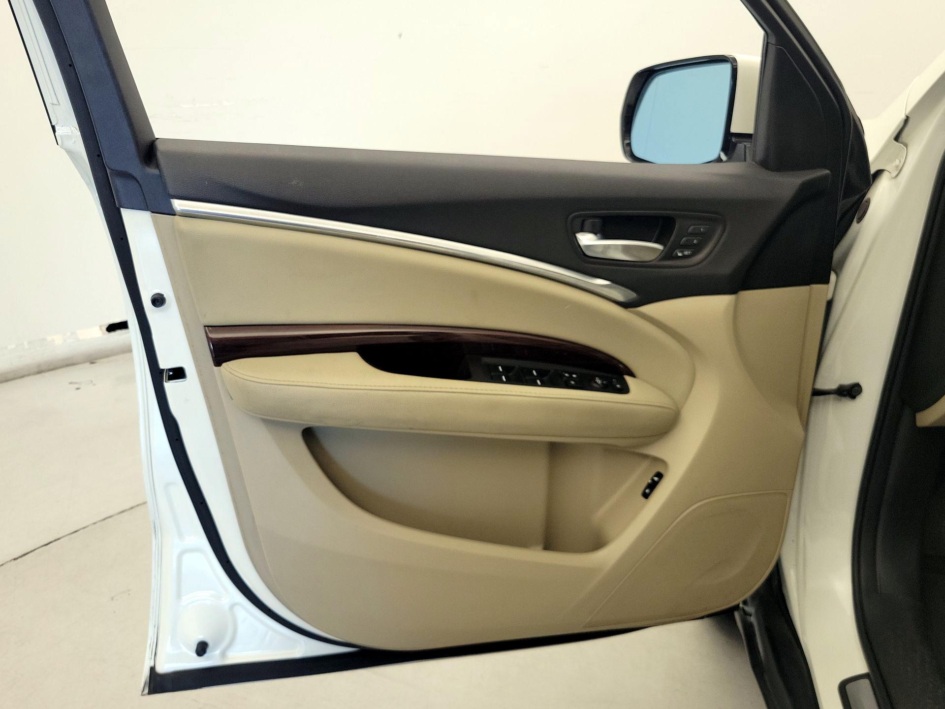 Thumbnail: 2016 Acura MDX - 12