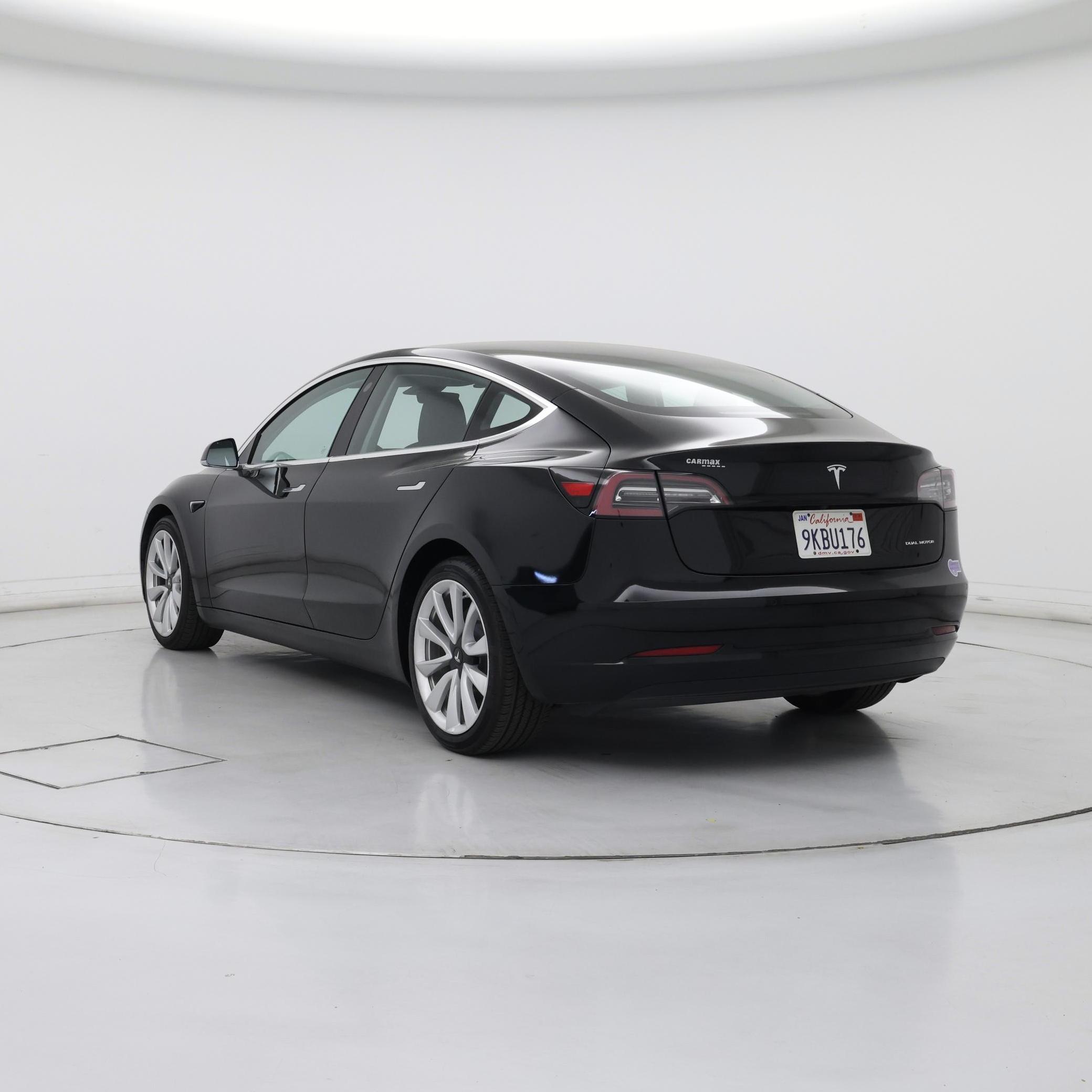 Thumbnail: 2018 Tesla Model 3 - 2