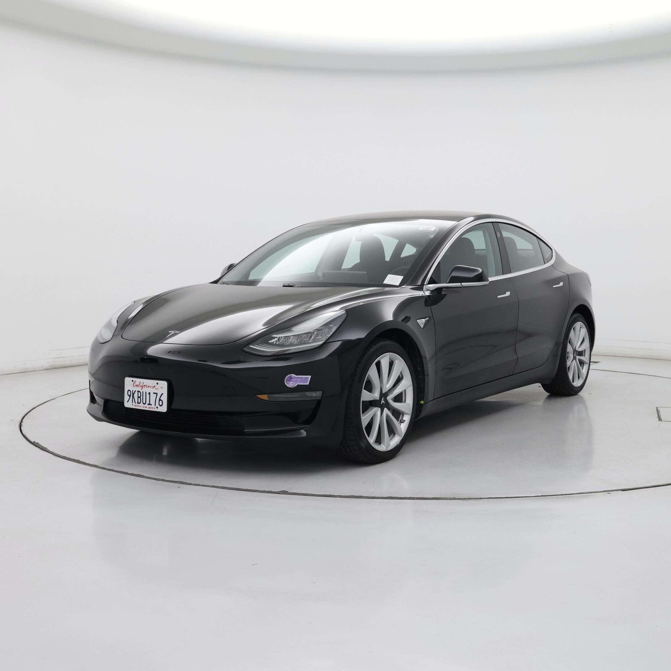 Thumbnail: 2018 Tesla Model 3 - 4