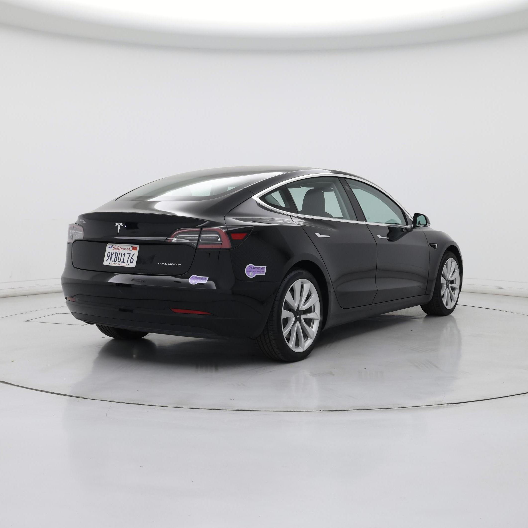 Thumbnail: 2018 Tesla Model 3 - 8