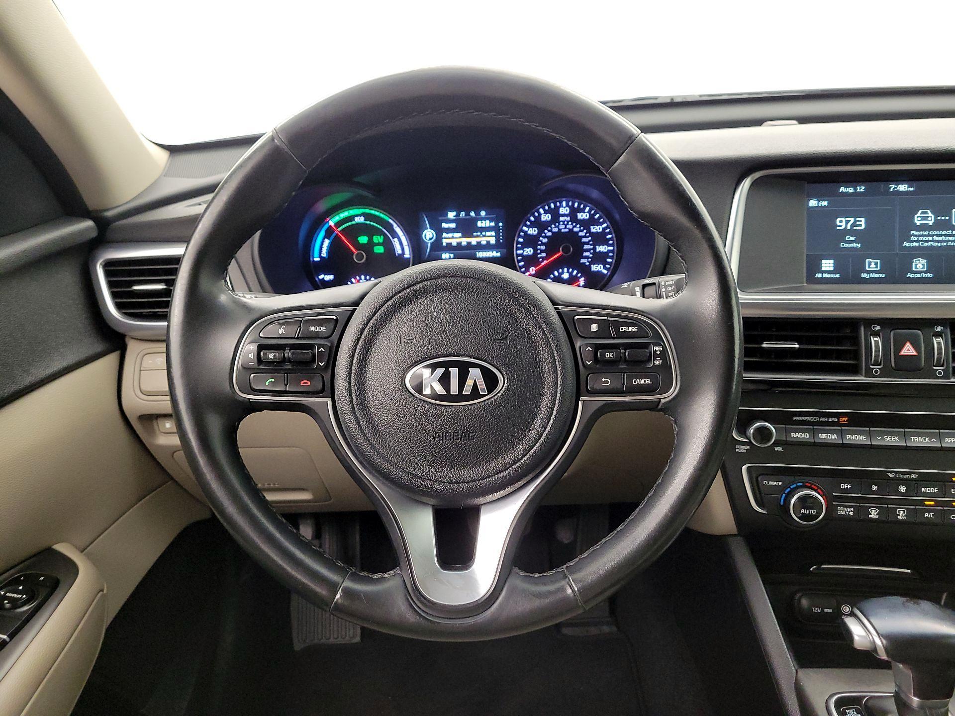 Thumbnail: 2017 Kia Optima - 10