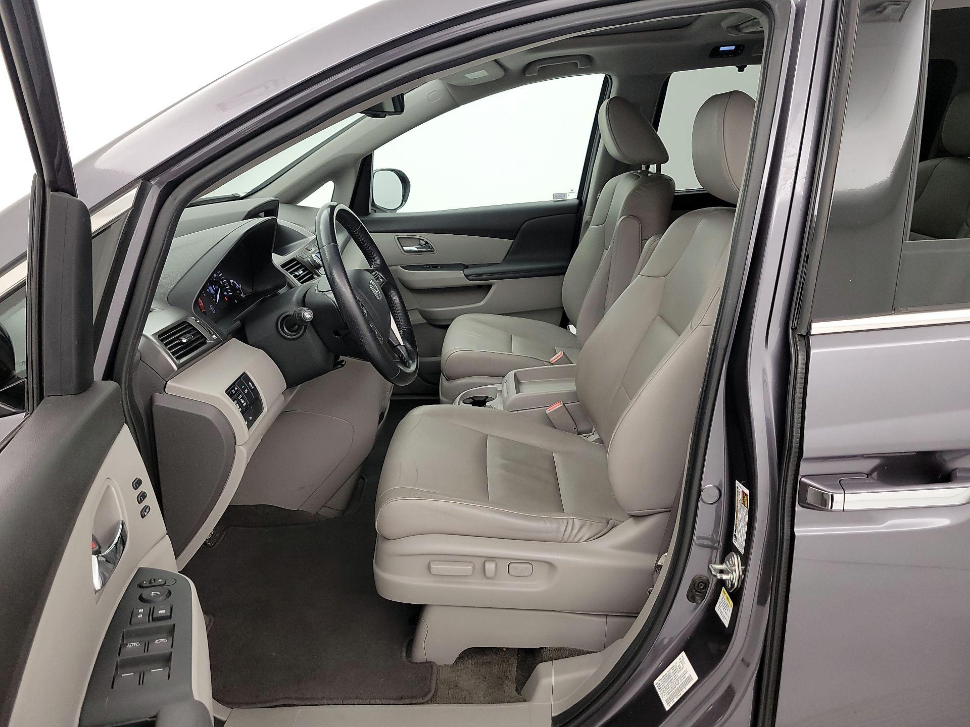 Thumbnail: 2015 Honda Odyssey - 11