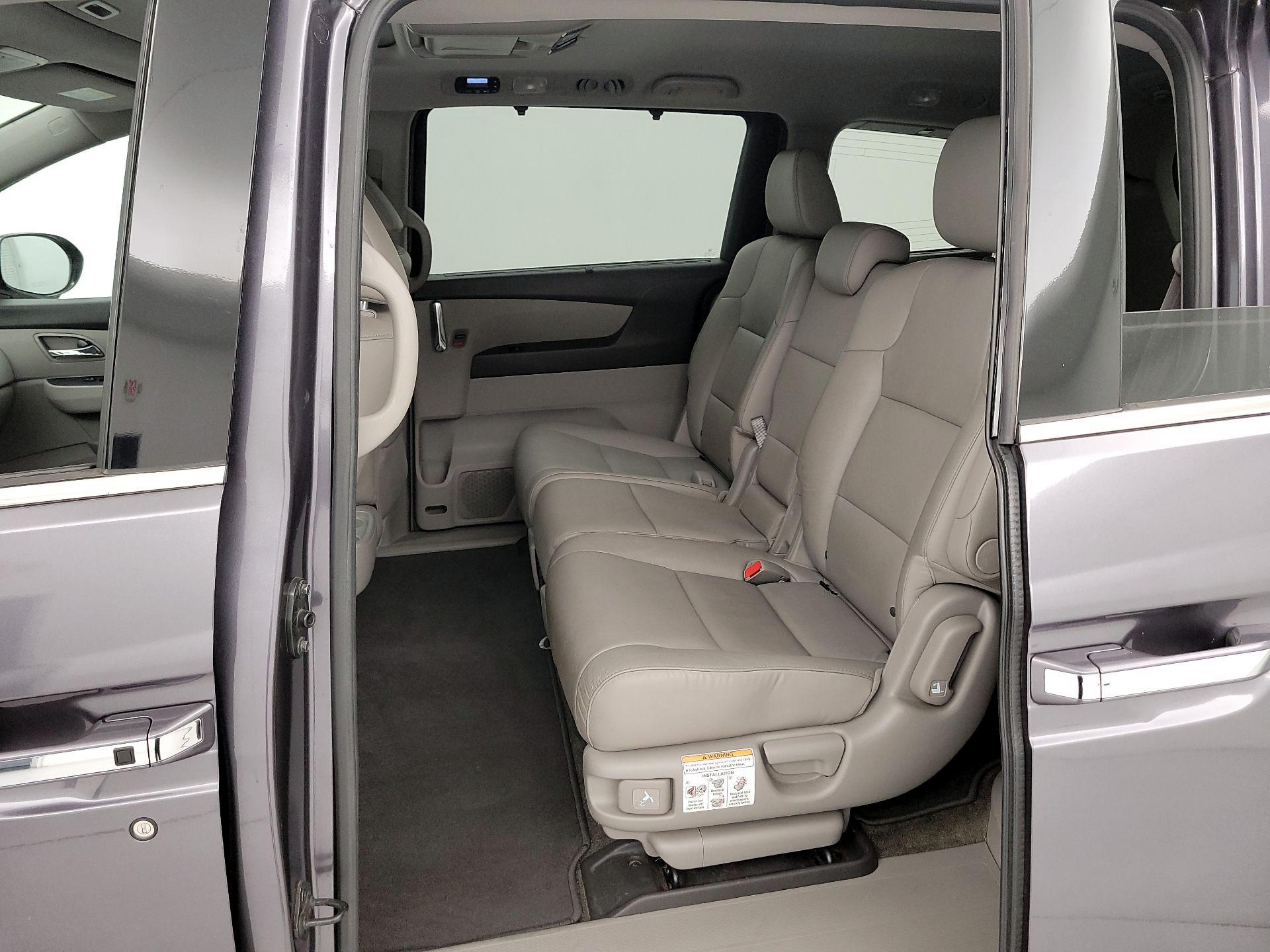 Thumbnail: 2015 Honda Odyssey - 18